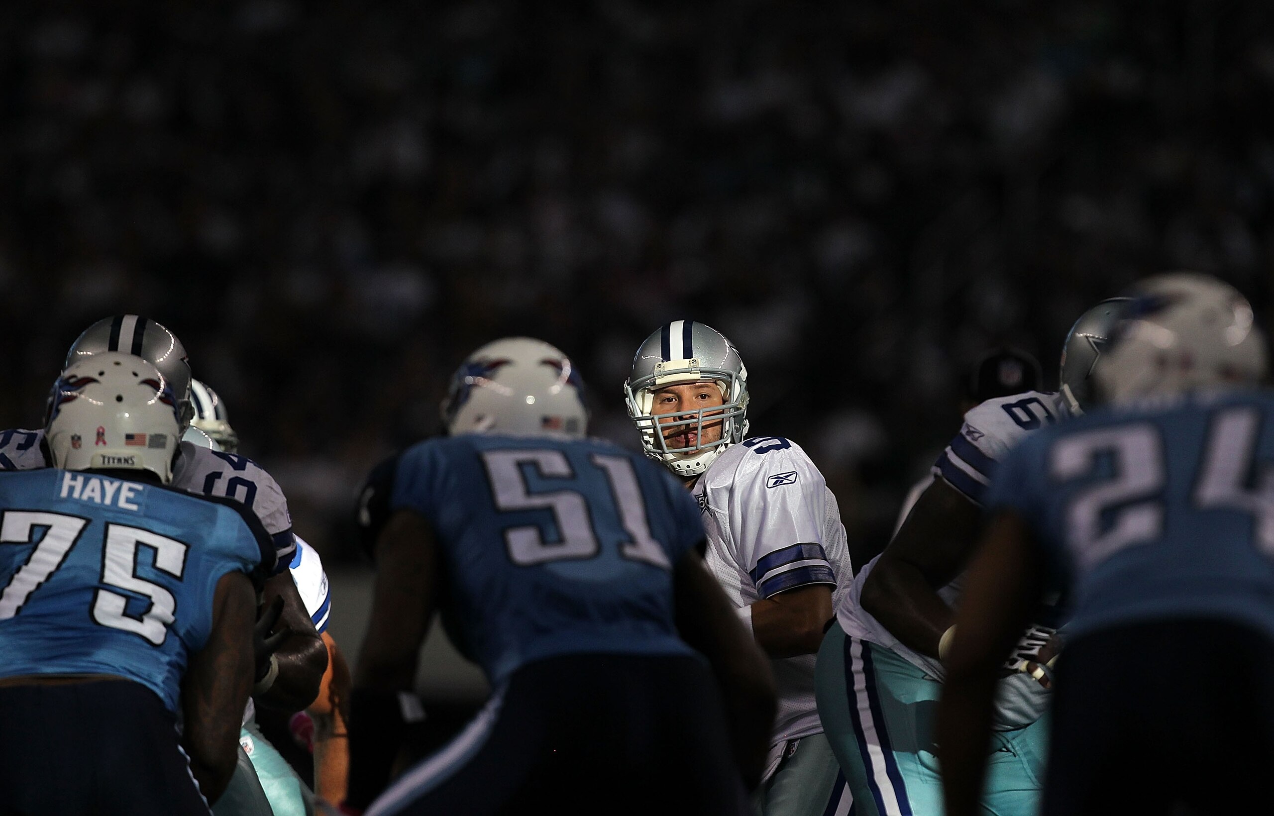 ARLINGTON, TX - OCTOBER 10:  Quarterback Tony Romo #9 of the Dallas Cowboys at Cowboys Stadium on October 10, 2010 in Arlington, Texas.  (Photo by Ronald Martinez/Getty Images)