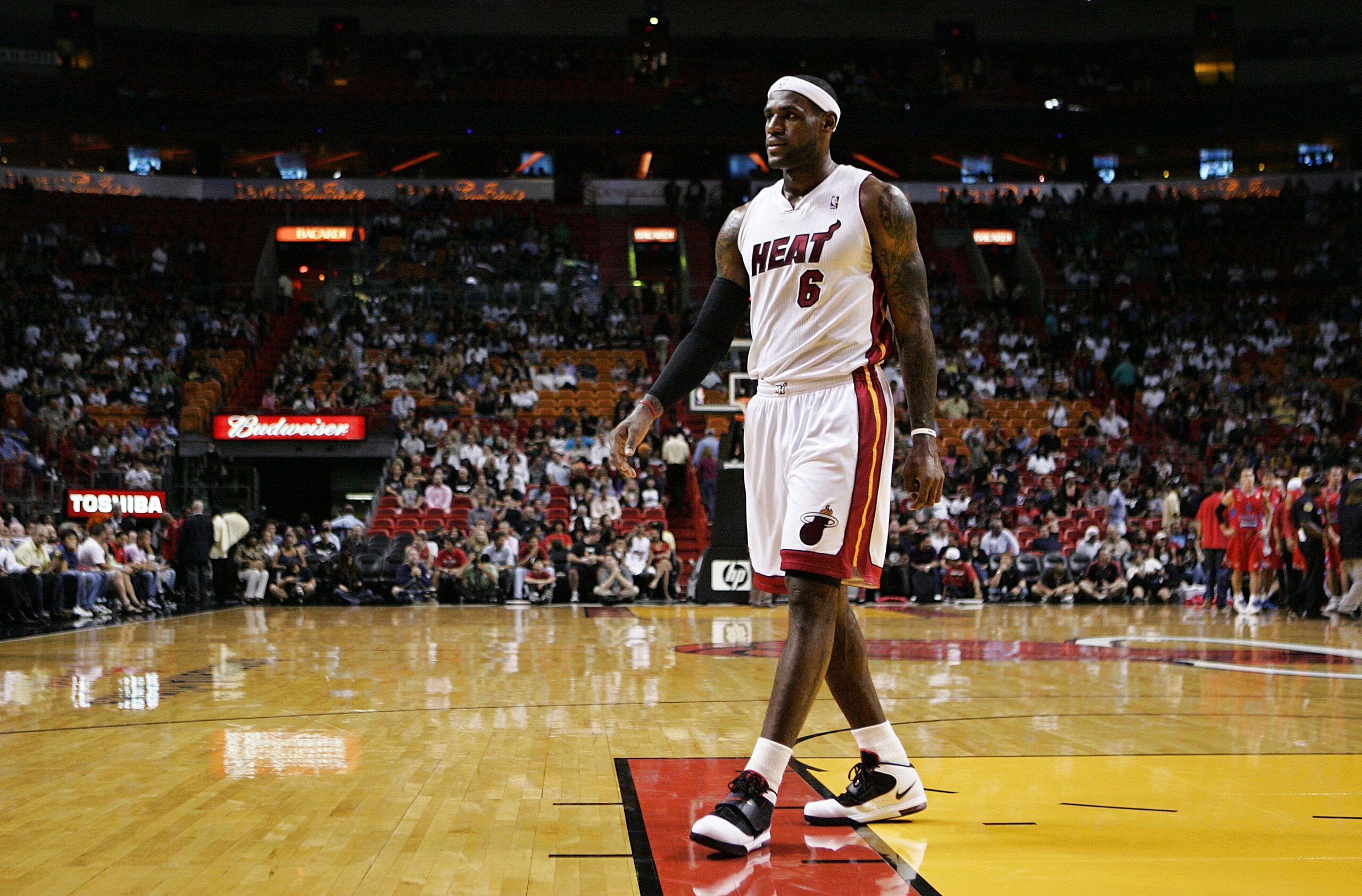 MIAMI - OCTOBER 12:  Forward LeBron James #6 on the court against CSKA Moscow on October 12, 2010 in Miami, Florida.  Miami heat won 96-85 over CSKA Moscow.  NOTE TO USER: User expressly acknowledges and agrees that, by downloading and or using this photo