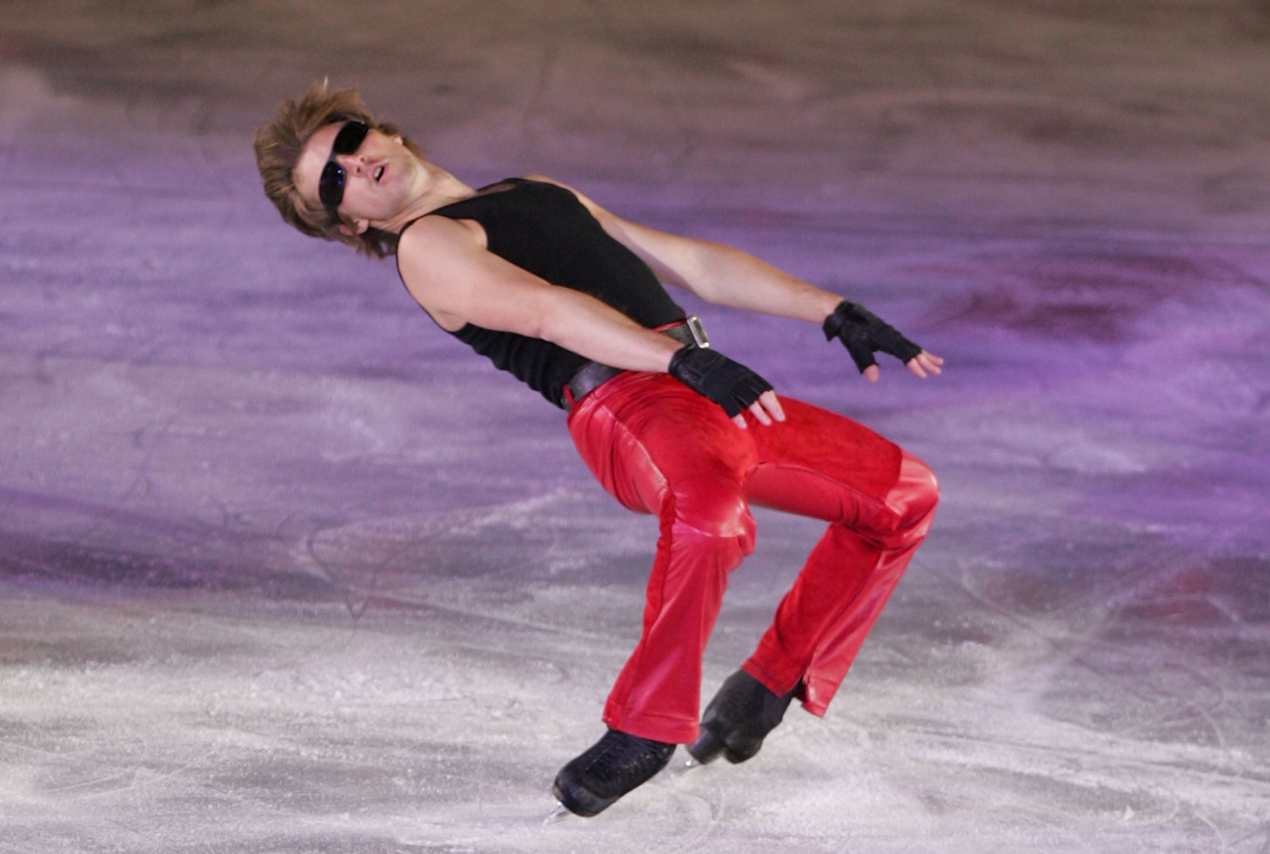 SEOUL, SOUTH KOREA - APRIL 16:  Ilia Kulik of Russia performs during Festa on Ice 2010 at Olympic gymnasium on April 16, 2010 in Seoul, South Korea.  (Photo by Chung Sung-Jun/Getty Images)