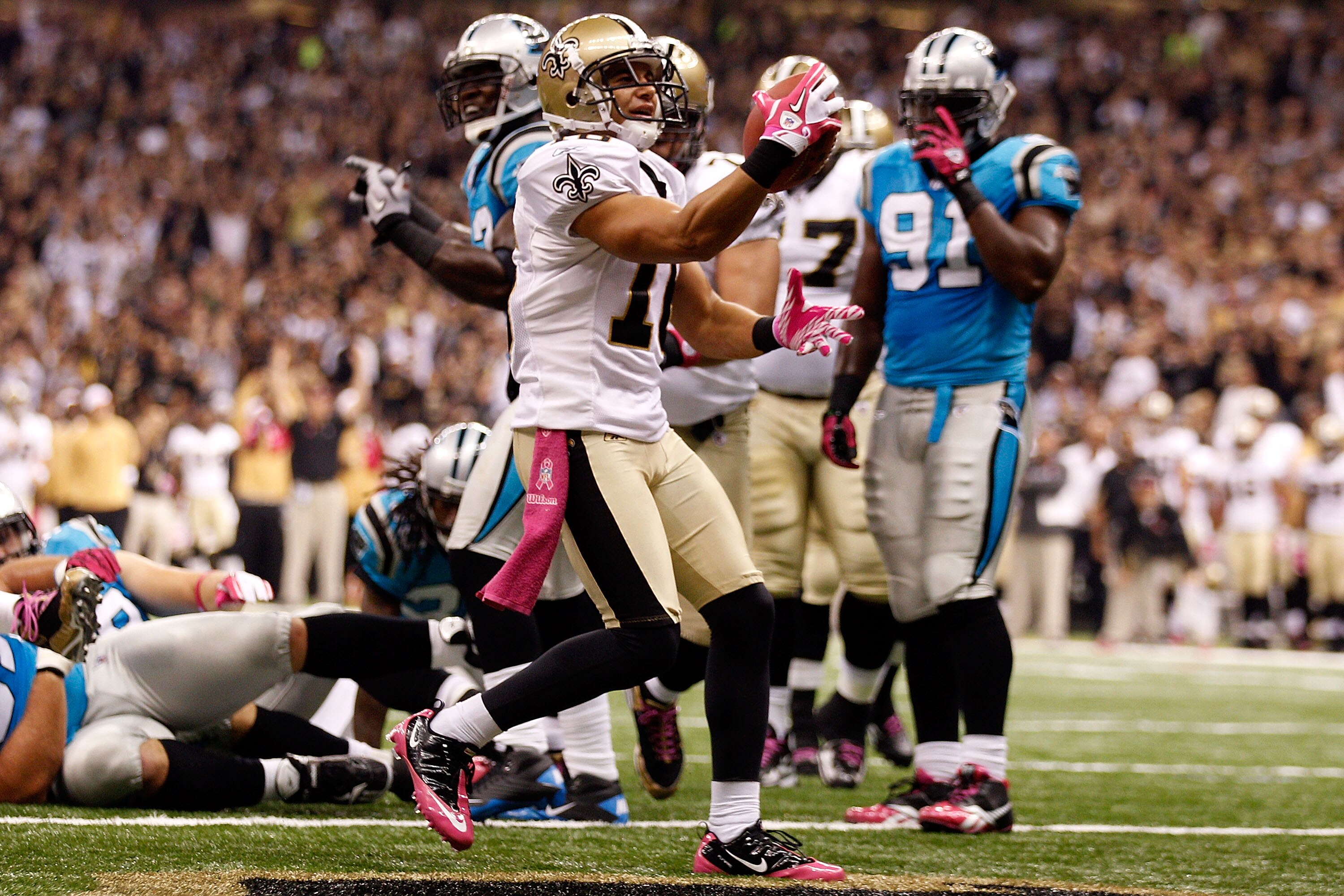 NEW ORLEANS - OCTOBER 03: Lance Moore #16 of the New Orleans Saints celebrates after scoring a touchdown against the Carolina Panthers at the Louisiana Superdome on October 3, 2010 in New Orleans, Louisiana. (Photo by Chris Graythen/Getty Images) NEW ORLEANS - OCTOBER 03: Lance Moore #16 of the New Orleans Saints celebrates after scoring a touchdown against the Carolina Panthers at the Louisiana Superdome on October 3, 2010 in New Orleans, Louisiana. (Photo by Chris Graythen/Getty Images)