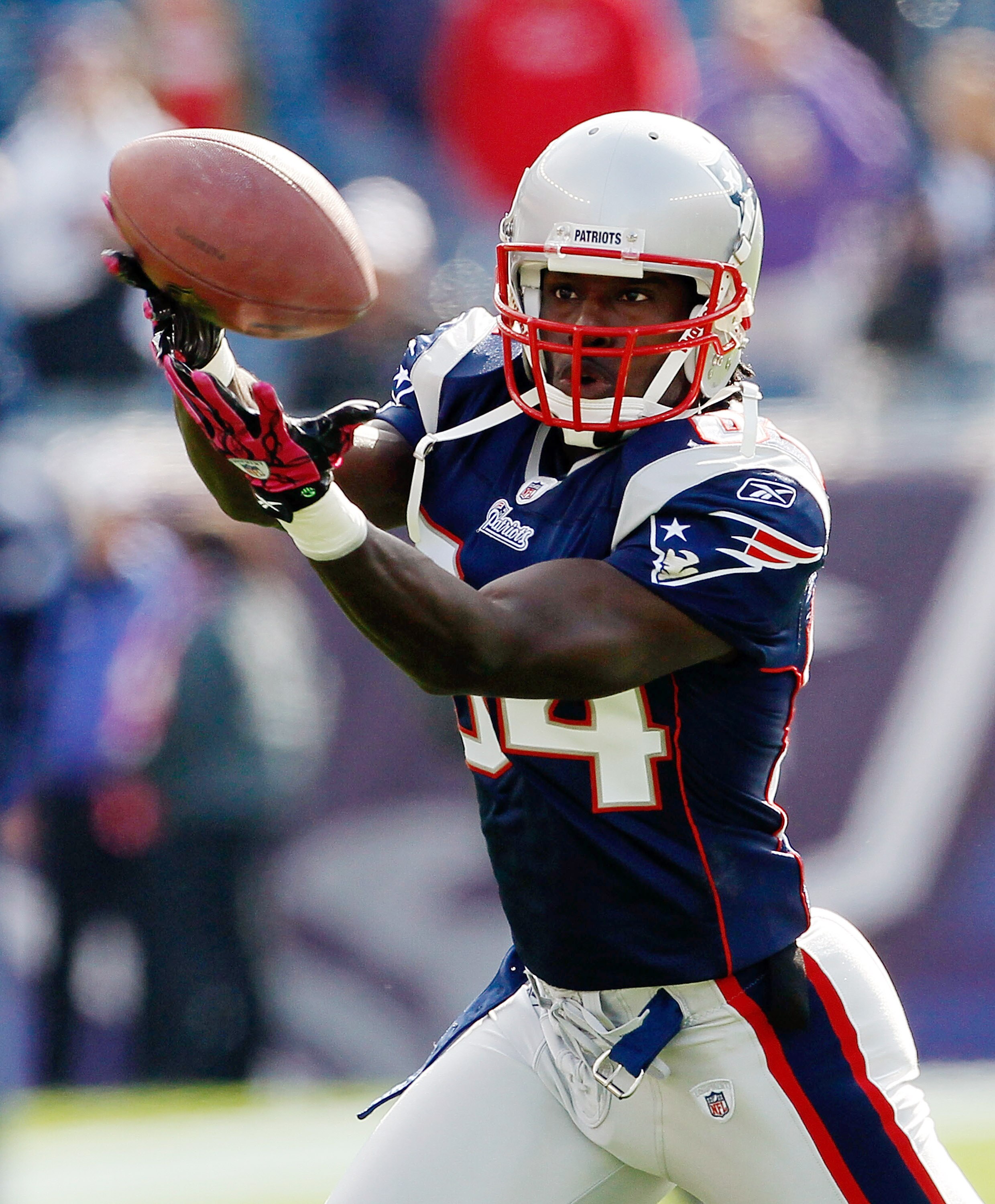 FOXBORO, MA - OCTOBER 17: Deion Branch #84 of the New England Patriots catches a pass before a game with the Baltimore Ravens at at Gillette Stadium on October 17, 2010 in Foxboro, Massachusetts. (Photo by Jim Rogash/Getty Images) FOXBORO, MA - OCTOBER 17: Deion Branch #84 of the New England Patriots catches a pass before a game with the Baltimore Ravens at at Gillette Stadium on October 17, 2010 in Foxboro, Massachusetts. (Photo by Jim Rogash/Getty Images)
