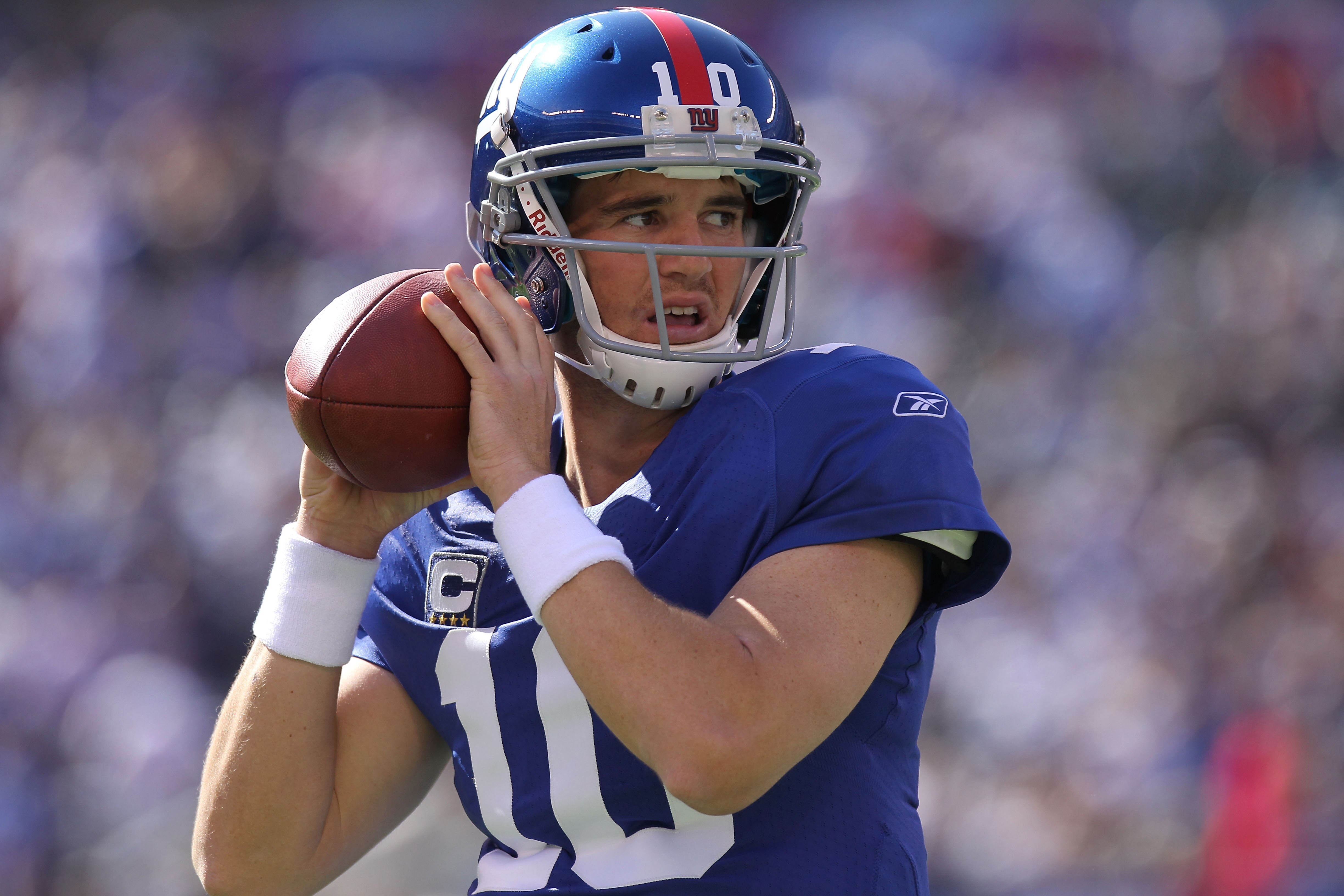 EAST RUTHERFORD, NJ - OCTOBER 17:  Eli Manning #10 of the New York Giants against the Detroit Lions at New Meadowlands Stadium on October 17, 2010 in East Rutherford, New Jersey.  (Photo by Nick Laham/Getty Images)