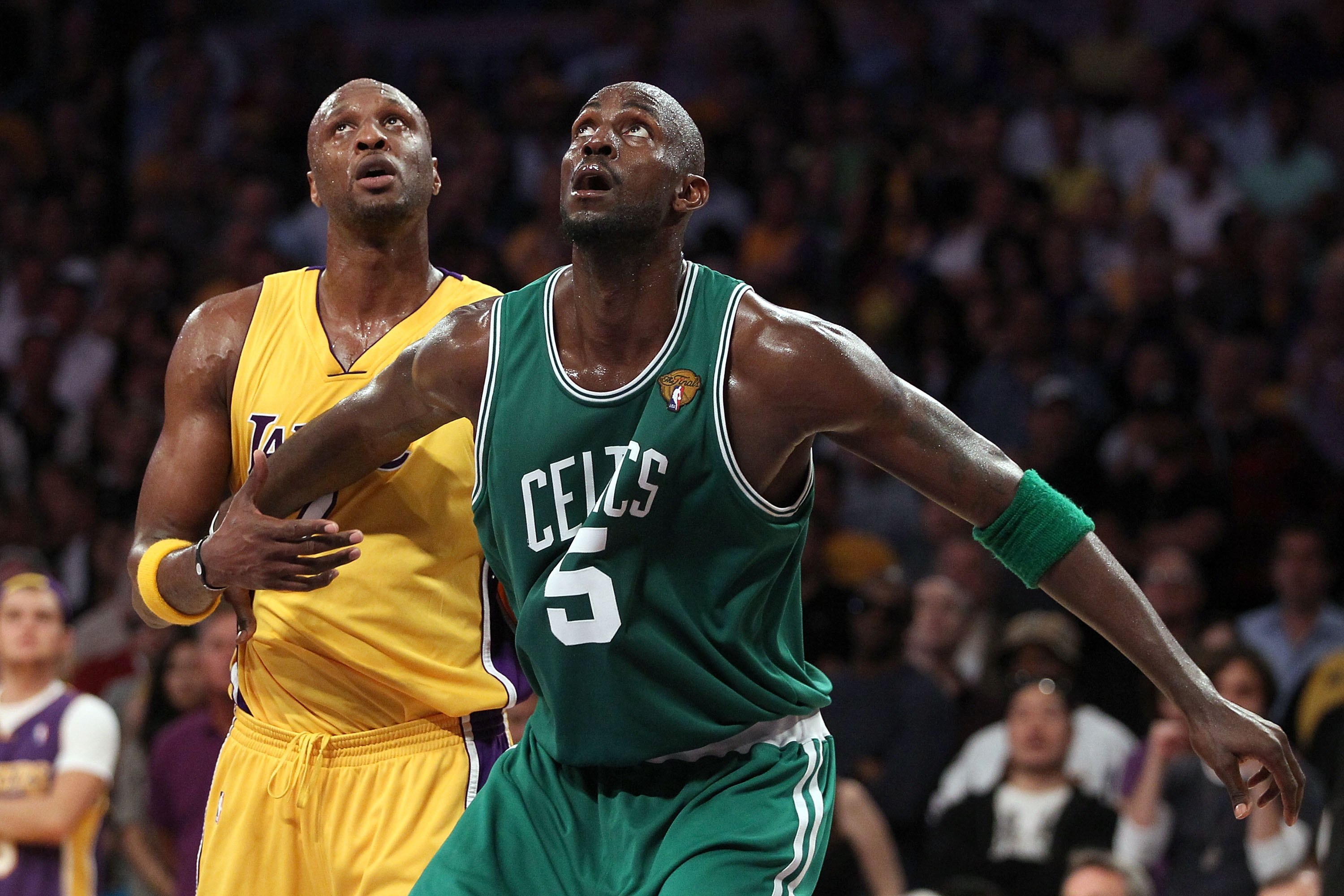 LOS ANGELES, CA - JUNE 17:  Kevin Garnett #5 of the Boston Celtics boxes out Lamar Odom #7 of the Los Angeles Lakers in Game Seven of the 2010 NBA Finals at Staples Center on June 17, 2010 in Los Angeles, California.  NOTE TO USER: User expressly acknowle