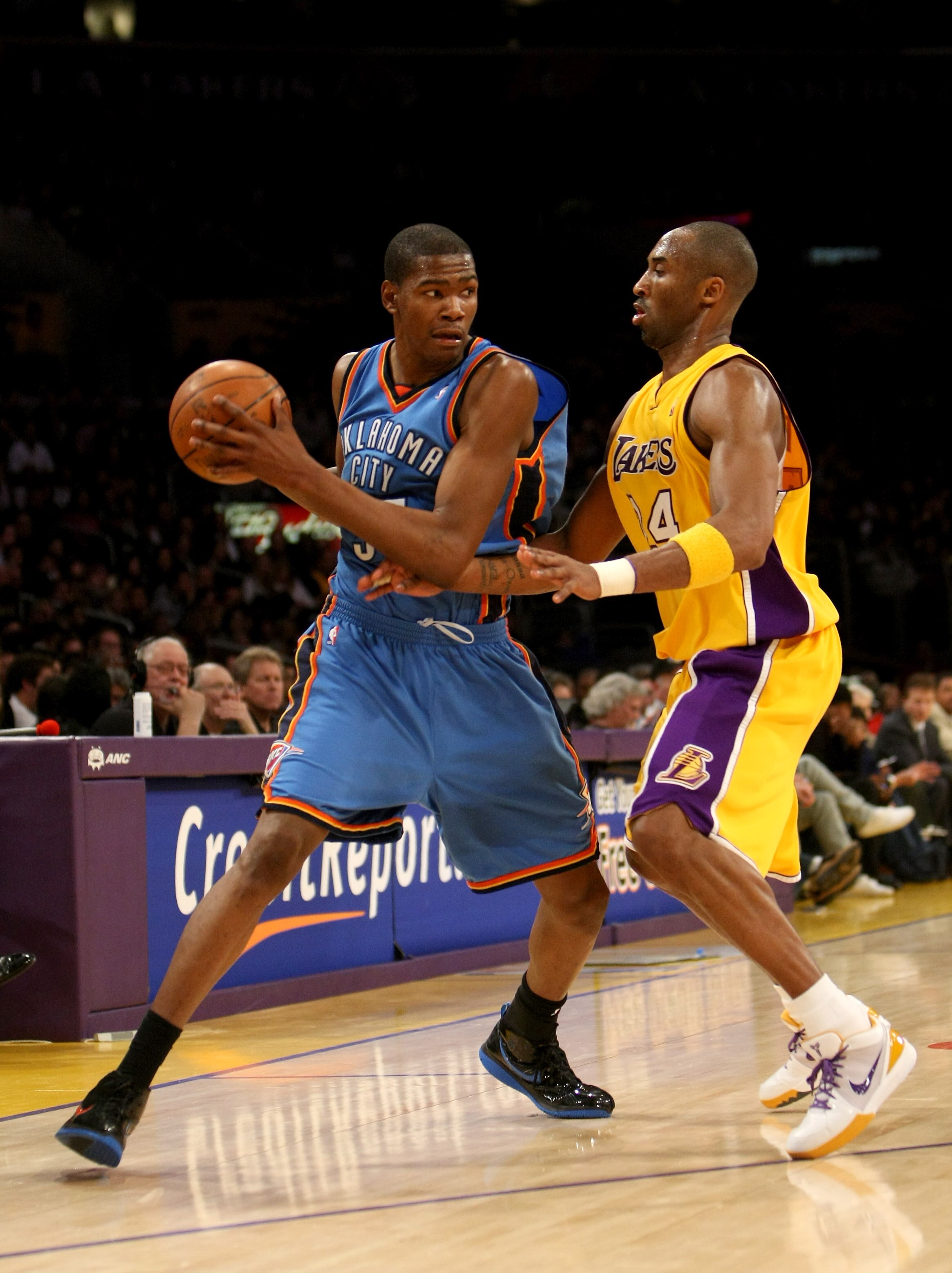 LOS ANGELES, CA - FEBRUARY 10:  Kevin Durant #35 of the Oklahoma City Thunder controls the ball against Kobe Bryant #24 of the Los Angeles Lakers on February 10, 2009 at Staples Center in Los Angeles, California.  The Lakers won 105-98.   NOTE TO USER: Us