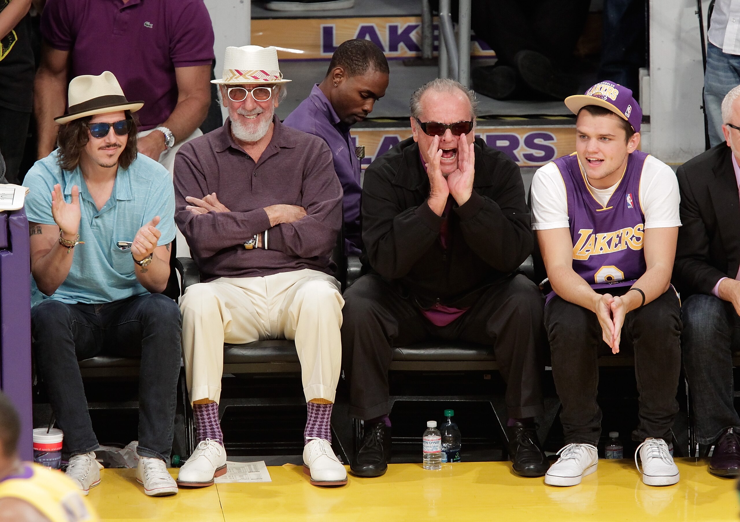 LOS ANGELES, CA - JUNE 17:  (L-R)  Cisco Adler, Lou Adler, Jack Nicholson and  Raymond Nicholson attend Game Seven of the NBA playoff finals between the Boston Celtics and the Los Angeles Lakers during the 2010 NBA Playoff at Staples Center on June 17, 20