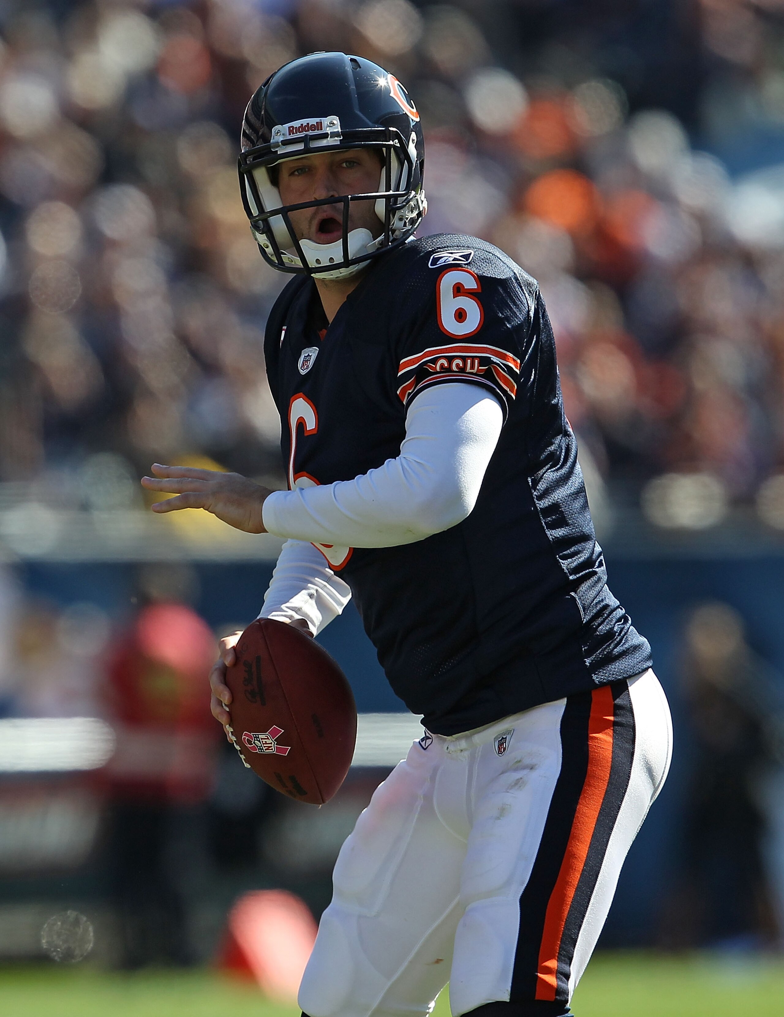 CHICAGO - OCTOBER 17: Jay Cutler #6 of the Chicago Bears looks for a receiver against the Seattle Seahawks at Soldier Field on October 17, 2010 in Chicago, Illinois. The Seahawks defeated the Bears 23-20. (Photo by Jonathan Daniel/Getty Images)