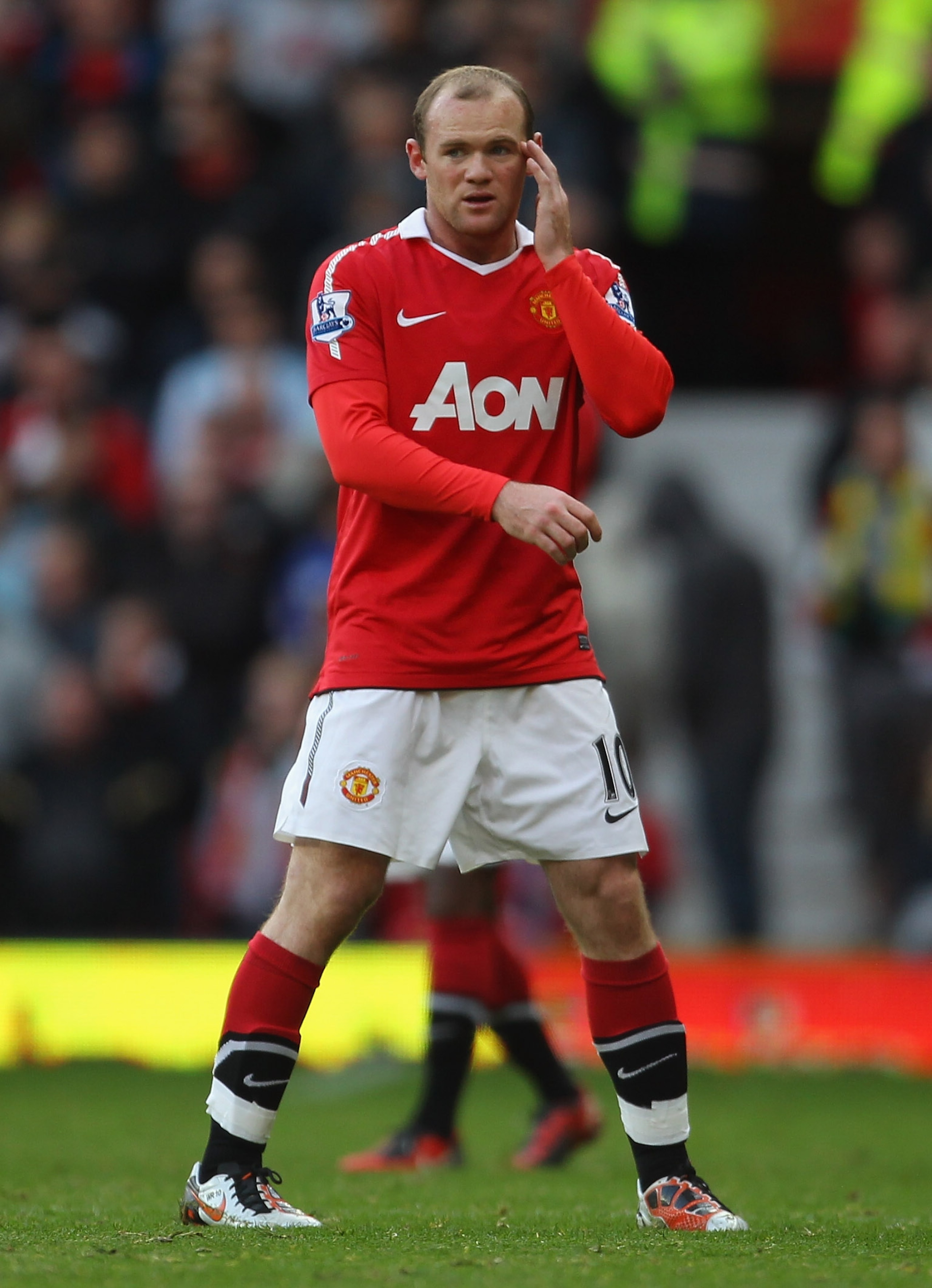 MANCHESTER, ENGLAND - OCTOBER 16:  Wayne Rooney of Manchester United looks dejected during the Barclays Premier League match between Manchester United and West Bromwich Albion at Old Trafford on October 16, 2010 in Manchester, England.  (Photo by Alex Liv
