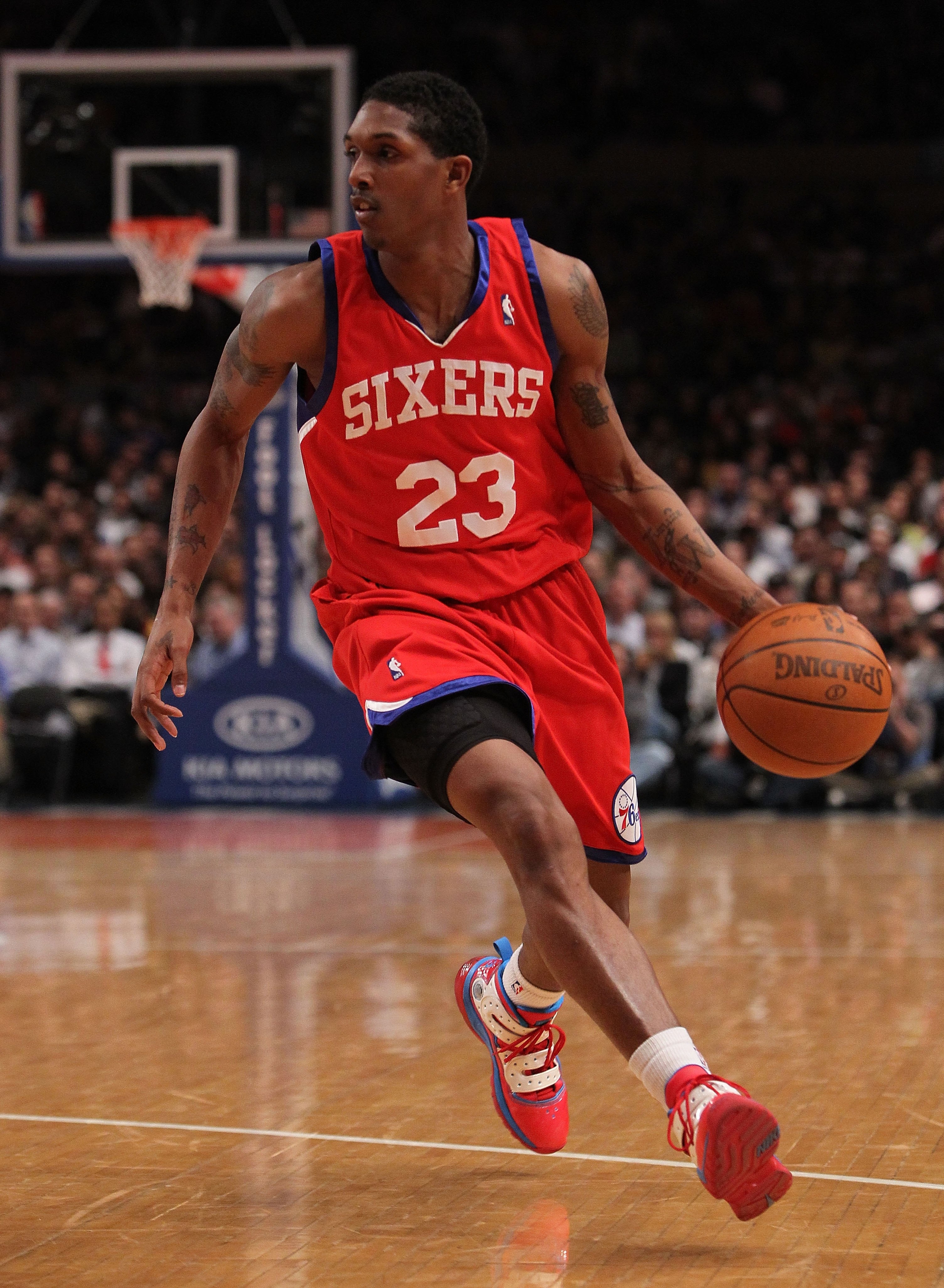 NEW YORK - MARCH 19:  Louis Williams #23 of the Philadelphia 76ers   against the New York Knicks at Madison Square Garden on March 19, 2010 in New York City. NOTE TO USER: User expressly acknowledges and agrees that, by downloading and or using this photo