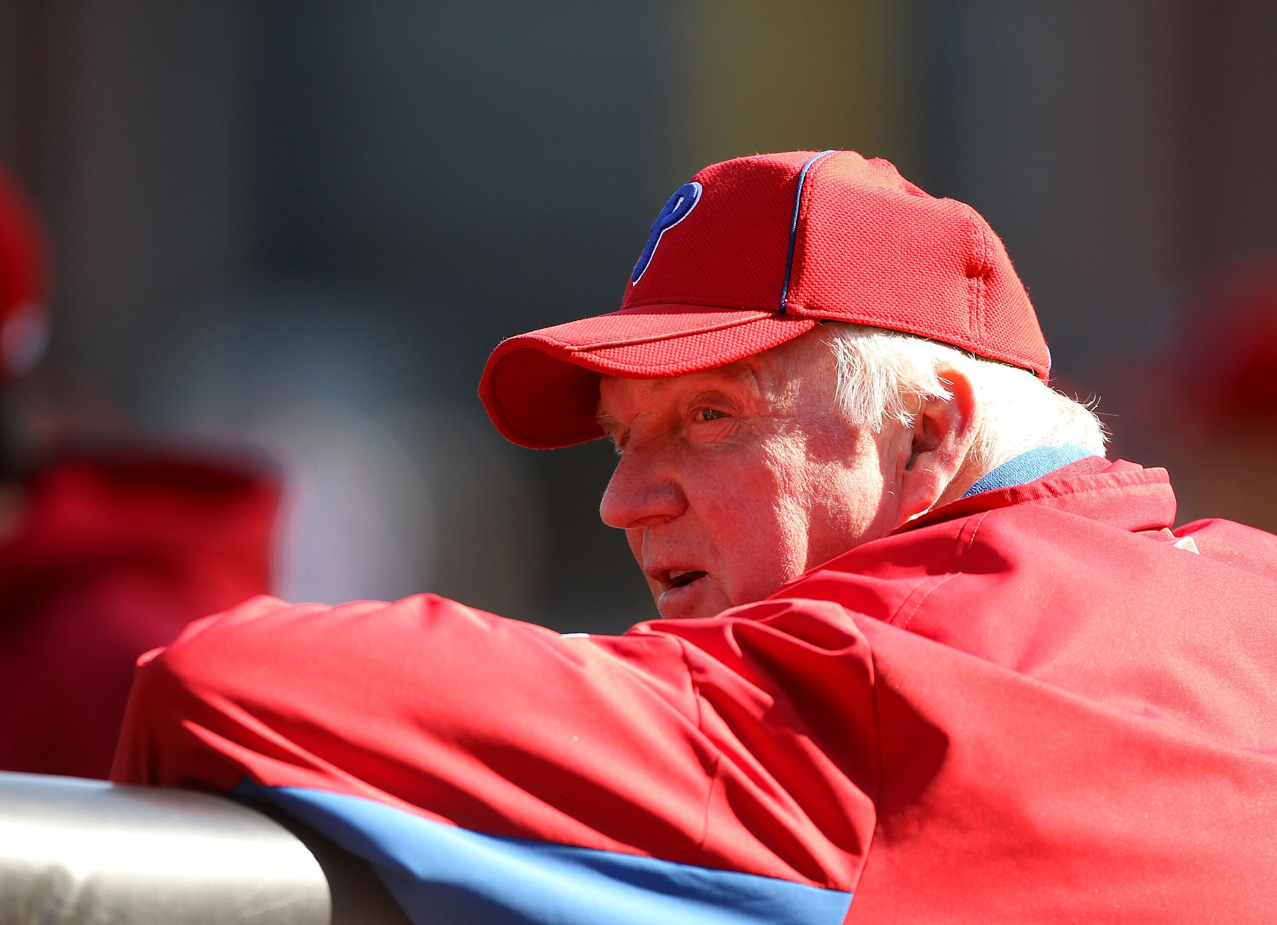 SAN FRANCISCO - OCTOBER 18:  Manager Charlie Manuel of the Philadephia Philles watches his team take batting practice during a workout session for the NLCS at AT&T Park on October 18, 2010 in San Francisco, California.  (Photo by Ezra Shaw/Getty Images)