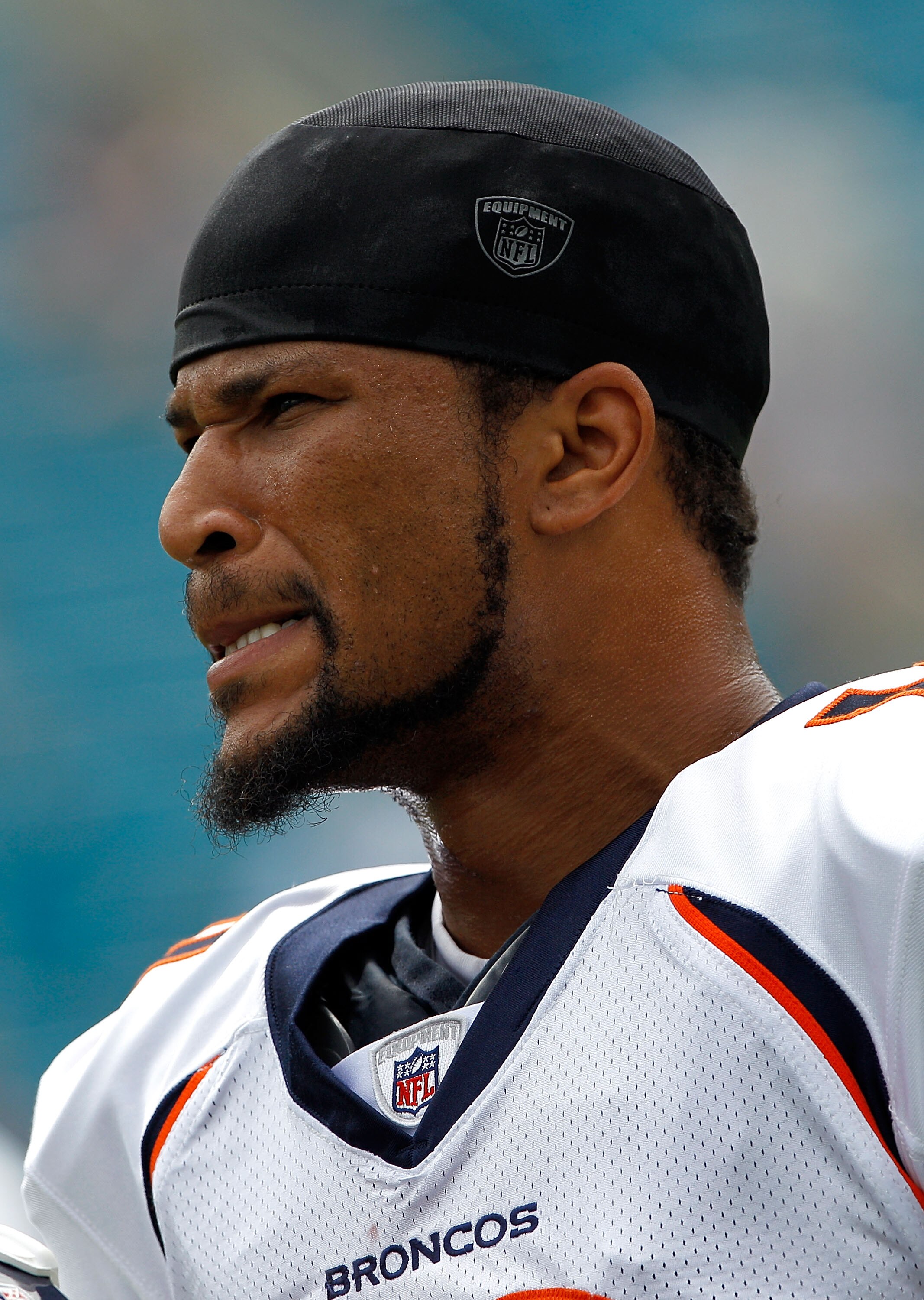 JACKSONVILLE, FL - SEPTEMBER 12:  Jabar Gaffney #10 of the Denver Broncos practices prior to the NFL season opener game against the Jacksonville Jaguars at EverBank Field on September 12, 2010 in Jacksonville, Florida.  (Photo by Sam Greenwood/Getty Image