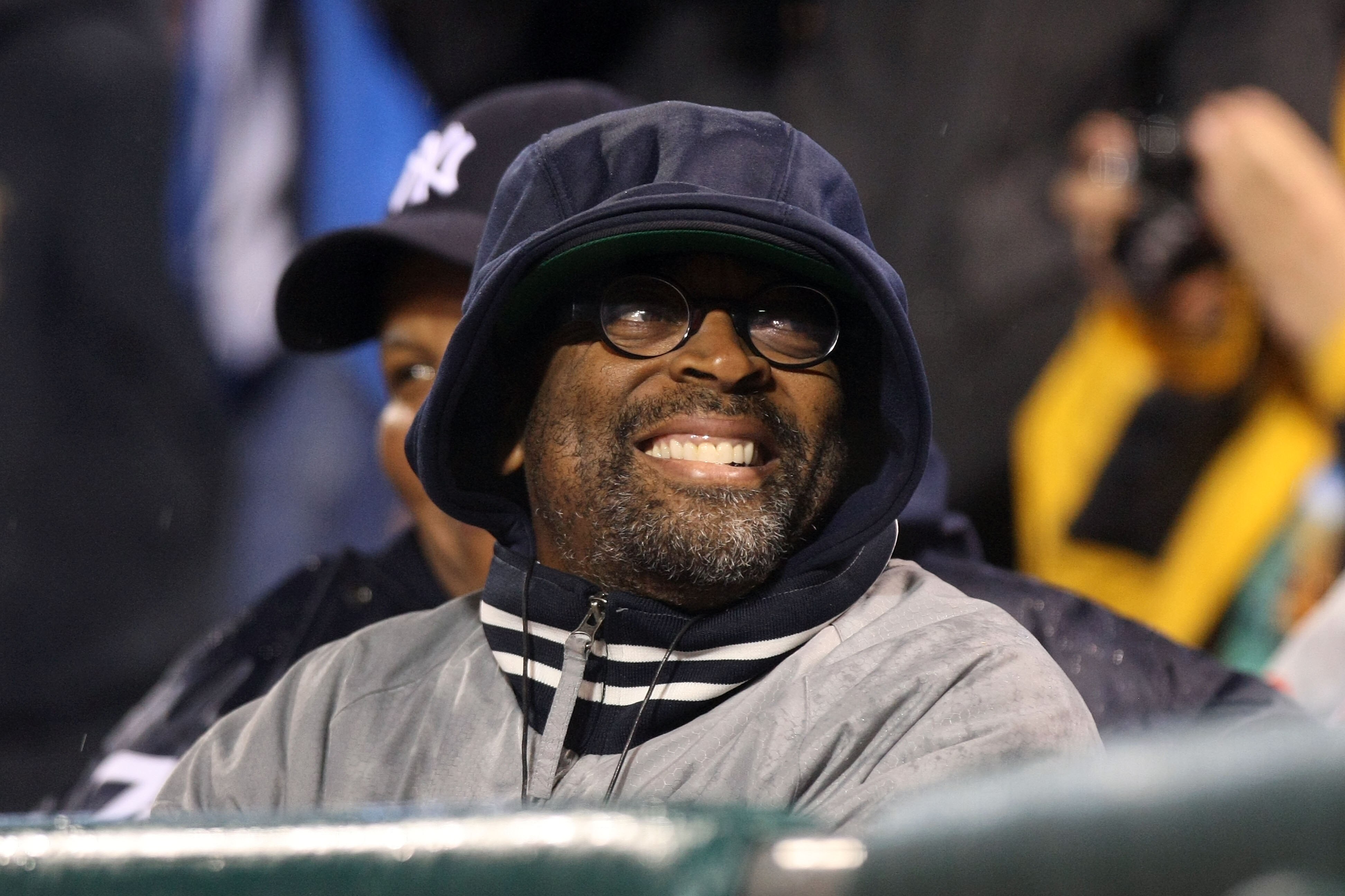 PHILADELPHIA - OCTOBER 31:  Spike Lee watches the New York Yankees take on the Philadelphia Phillies in Game Three of the 2009 MLB World Series at Citizens Bank Park on October 31, 2009 in Philadelphia, Pennsylvania.  (Photo by Nick Laham/Getty Images)