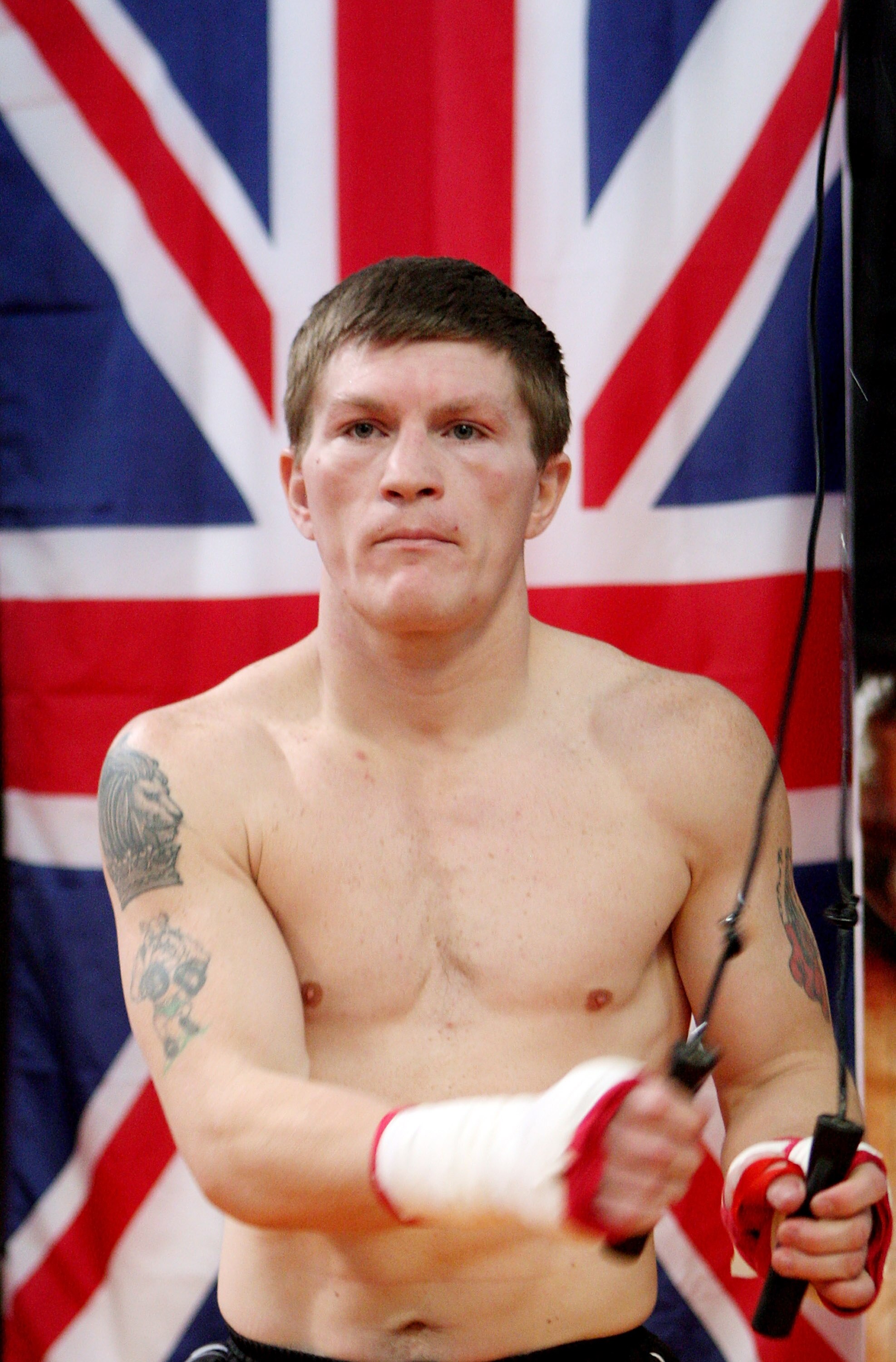 LAS VEGAS - APRIL 16:  Boxer Ricky Hatton of Great Britain works out at a gym on April 16, 2009 in Las Vegas, Nevada. Hatton will fight boxer Manny Pacquiao of the Philippines on May 2, 2009 at the MGM Grand Garden Arena.  (Photo by Isaac Brekken/Getty Im
