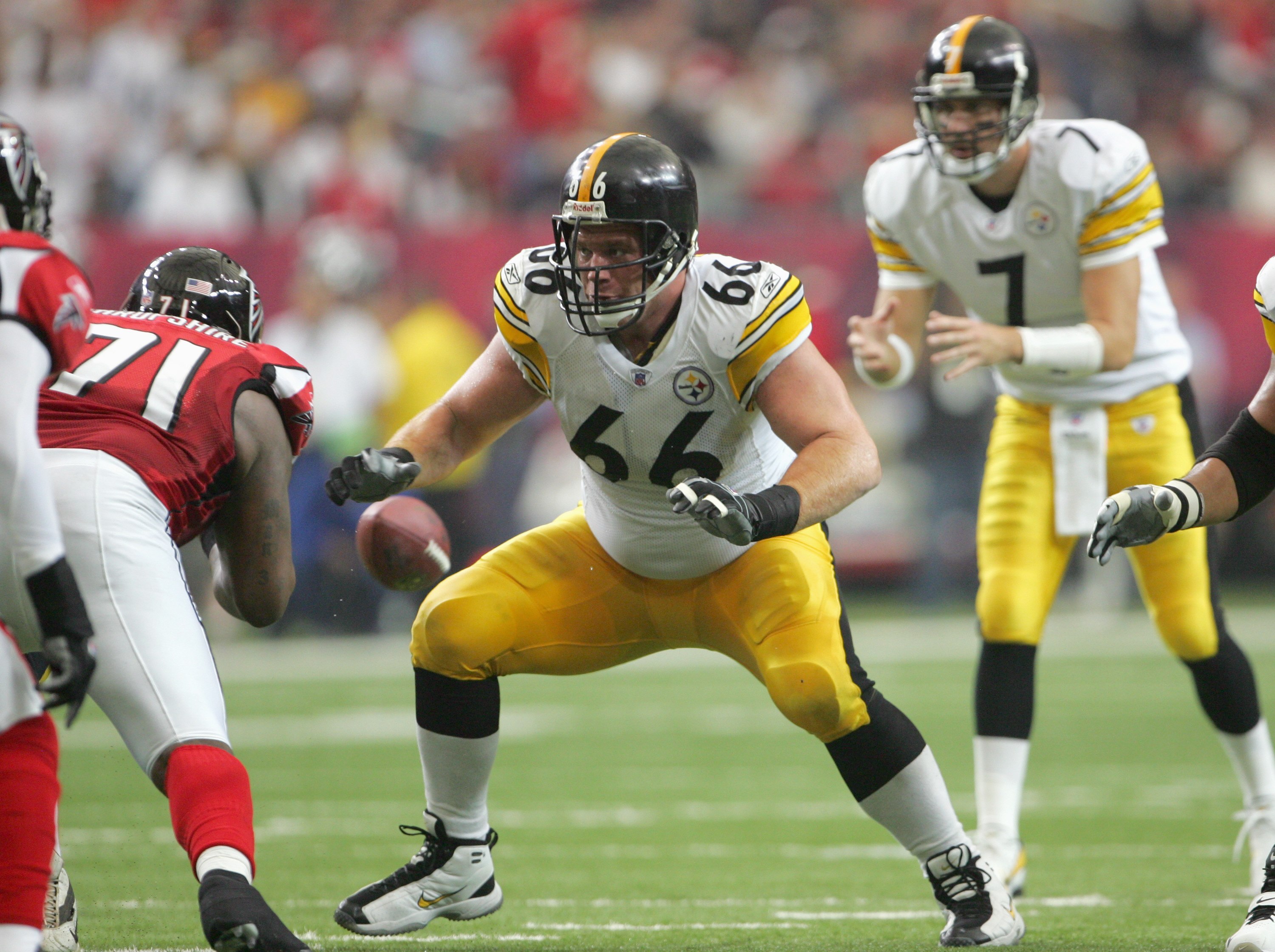 ATLANTA - OCTOBER 22:  Alan Faneca #66 of the Pittsburgh Steelers moves on the line during the game against the Atlanta Falcons on October 22, 2006 at the Georgia Dome in Atlanta, Georgia. (Photo by Doug Pensinger/Getty Images)