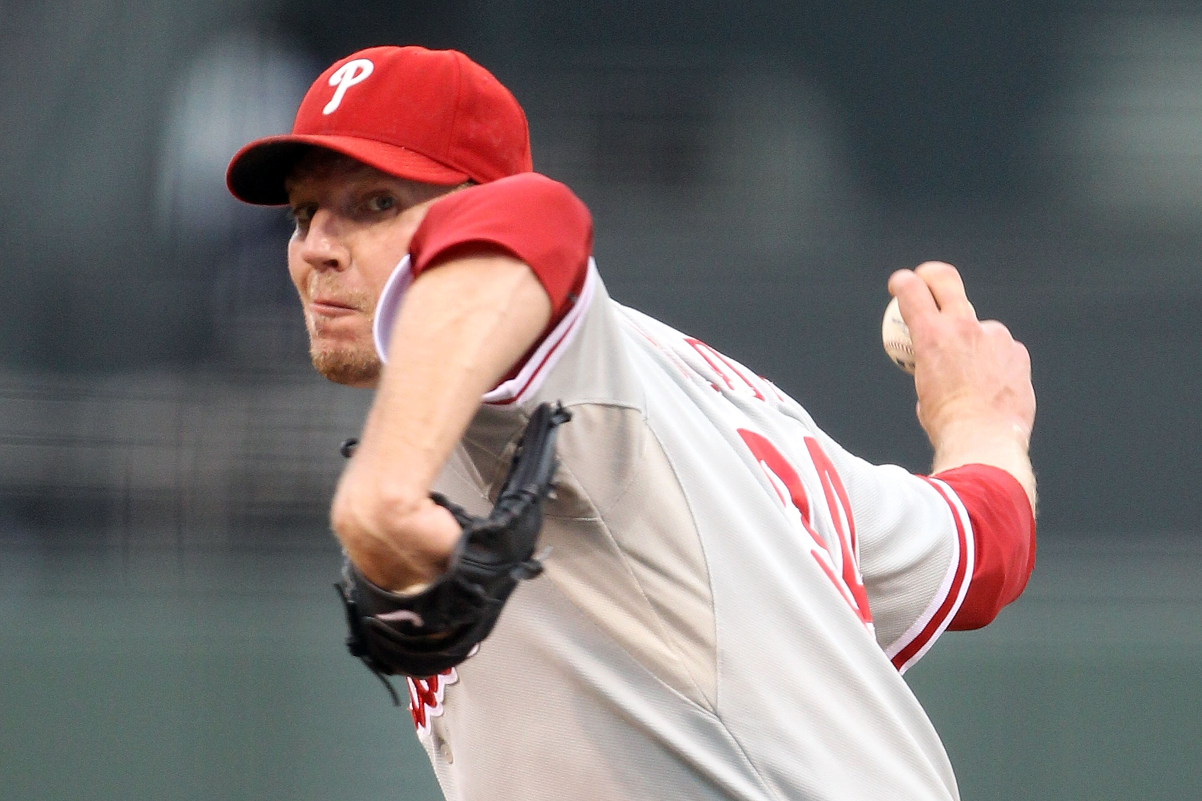 SAN FRANCISCO - OCTOBER 21:  Roy Halladay #34 of the Philadelphia Phillies pitches in the first inning against the San Francisco Giants in Game Five of the NLCS during the 2010 MLB Playoffs at AT&T Park on October 21, 2010 in San Francisco, California.  (