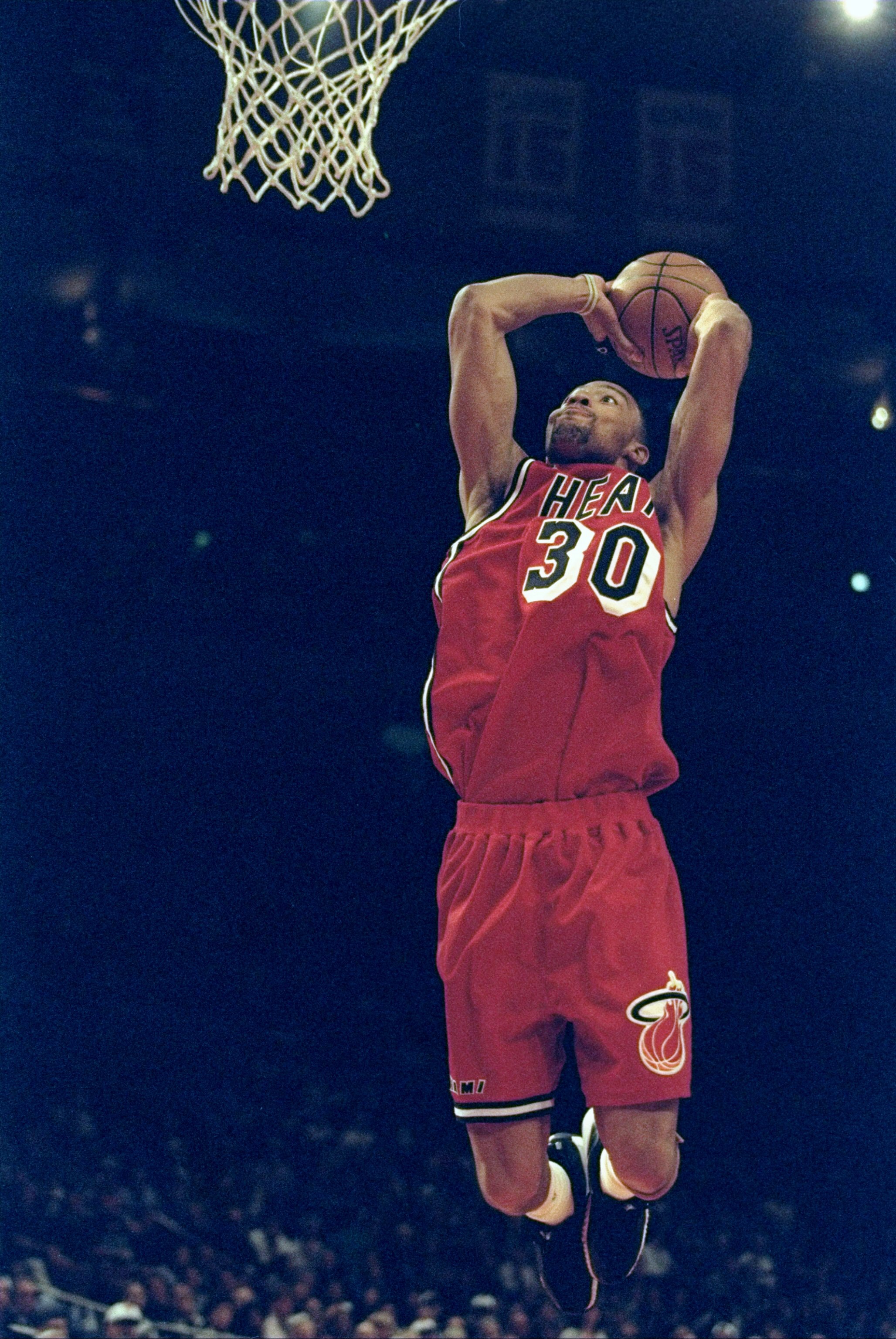 8 Apr 1998:  Mark Strickland #30 of the Miami Heat jumps to slam dunk the ball during a game against the New York Knicks at Madison Square Garden in Manhattan, New York. The Knicks defeated the Heat 83-80. Mandatory Credit: Al Bello  /Allsport
