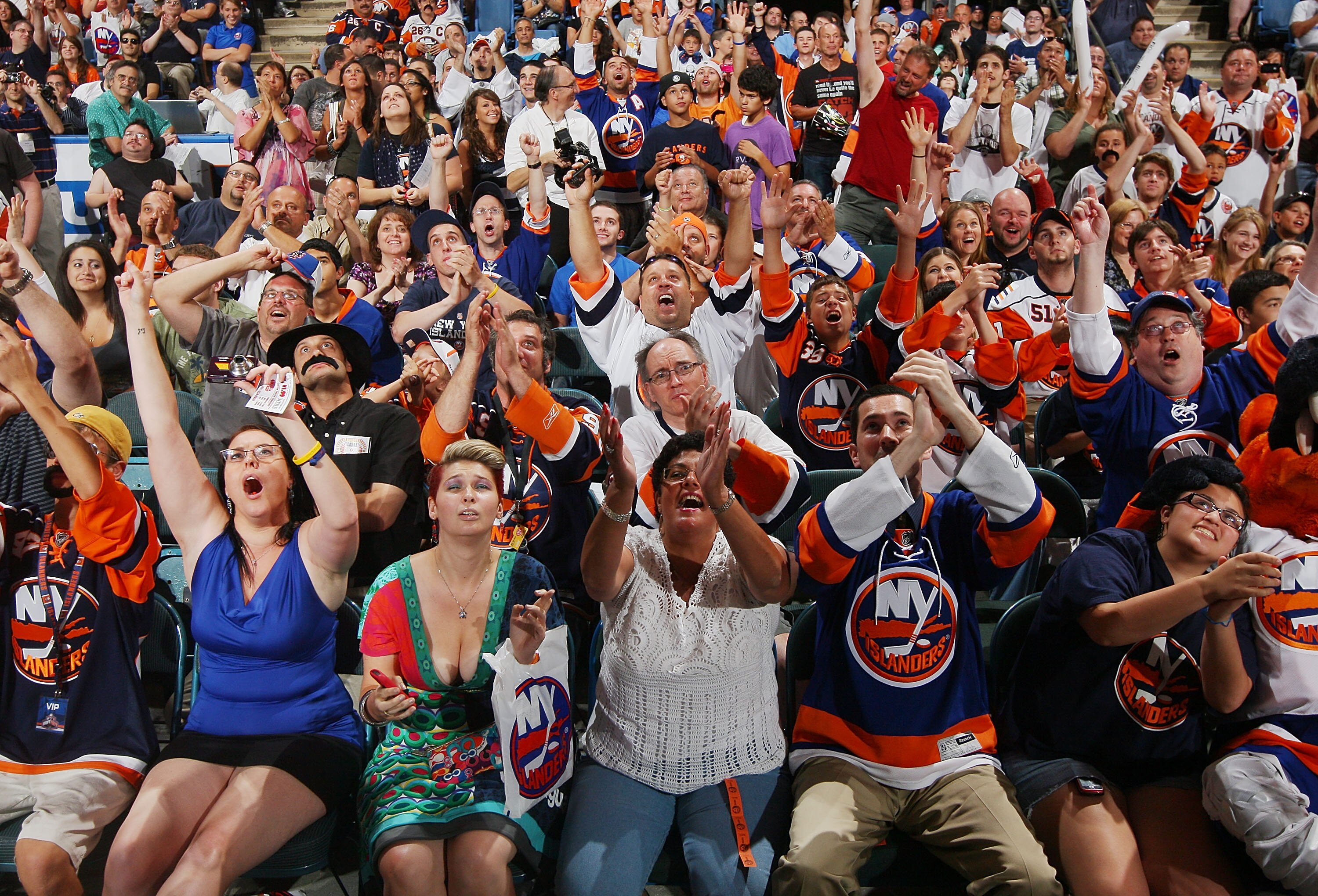UNIONDALE, NY - JUNE 25:  Fans cheer as Nino Niederreiter is drafted fifth overall by the New York Islanders during the Draft Day Party on June 25, 2010 at Nassau Coliseum in Uniondale, New York.  (Photo by Mike Stobe/Getty Images for New York Islanders)