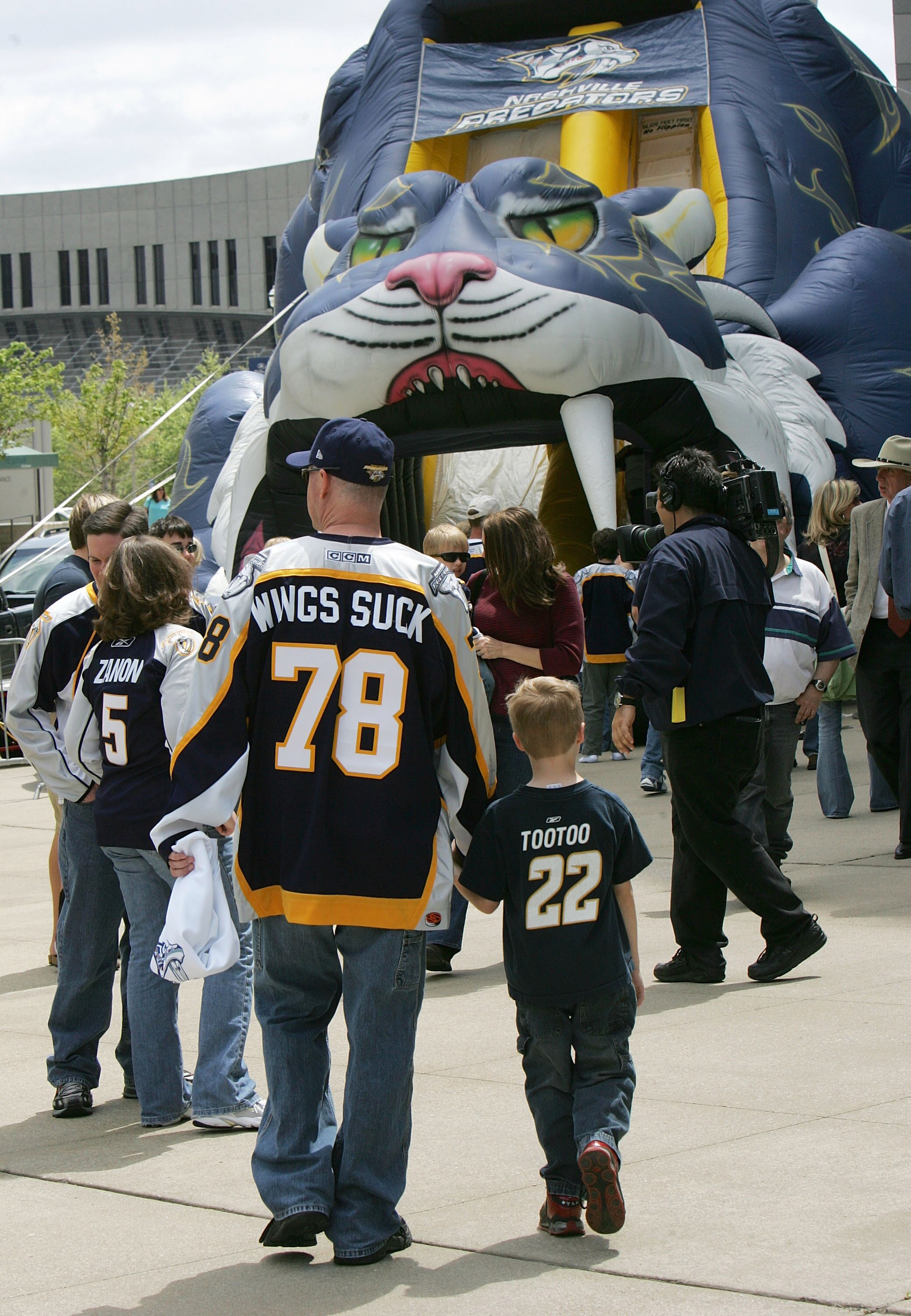 NASHVILLE, TN - APRIL 20:  A Predator fan wearing a 'Wings Suck' jersey shows up to see the Detroit Red Wings against the Nashville Predators on April 20, 2008 in game six of the Western Conference Quarterfinals of the 2008 NHL Stanley Cup Playoffs at the