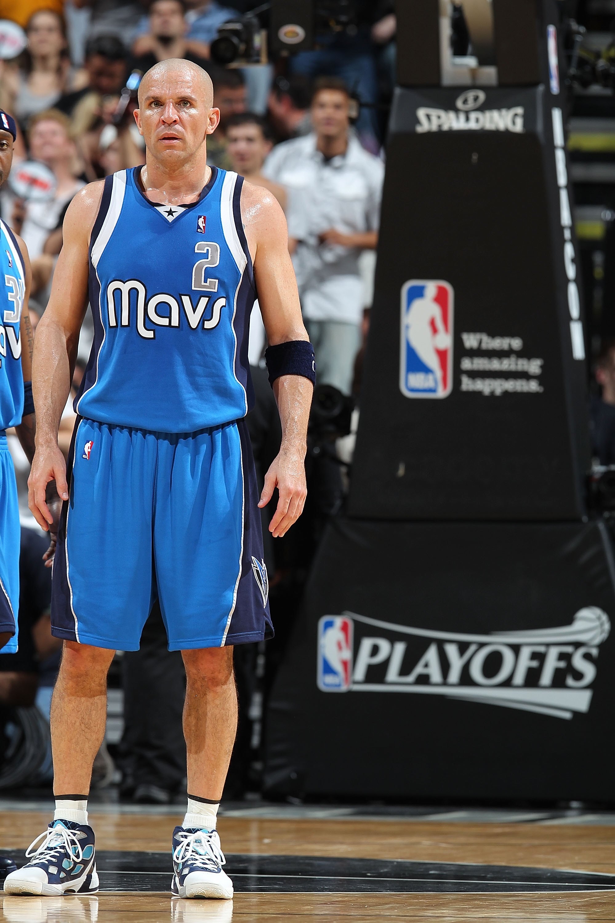SAN ANTONIO - APRIL 25:  Jason Kidd #2 of the Dallas Mavericks in Game Four of the Western Conference Quarterfinals during the 2010 NBA Playoffs at AT&T Center on April 25, 2010 in San Antonio, Texas. NOTE TO USER: User expressly acknowledges and agrees t