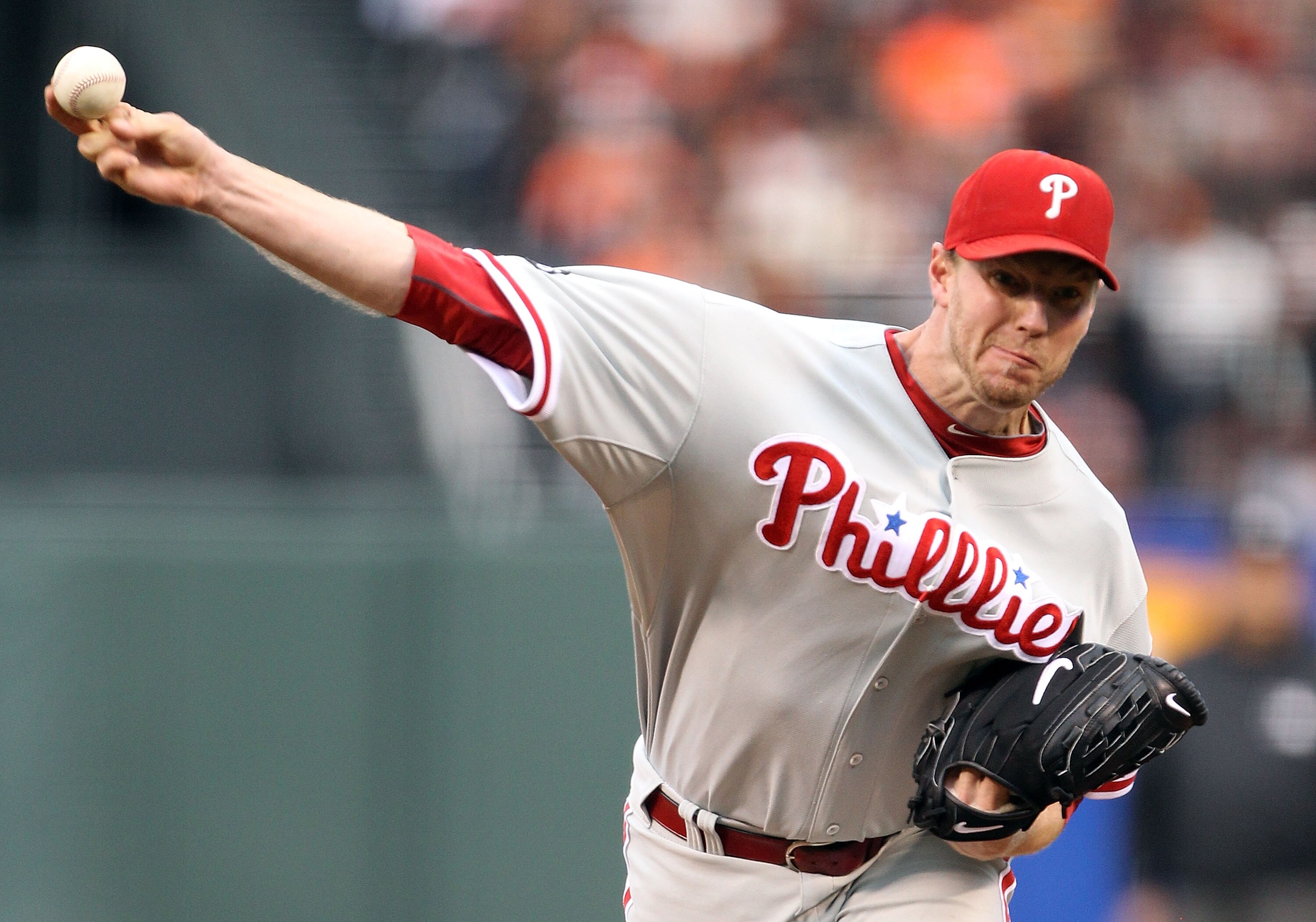 SAN FRANCISCO - OCTOBER 21:  Roy Halladay #34 of the Philadelphia Phillies pitches in the first inning against the San Francisco Giants in Game Five of the NLCS during the 2010 MLB Playoffs at AT&T Park on October 21, 2010 in San Francisco, California.  (