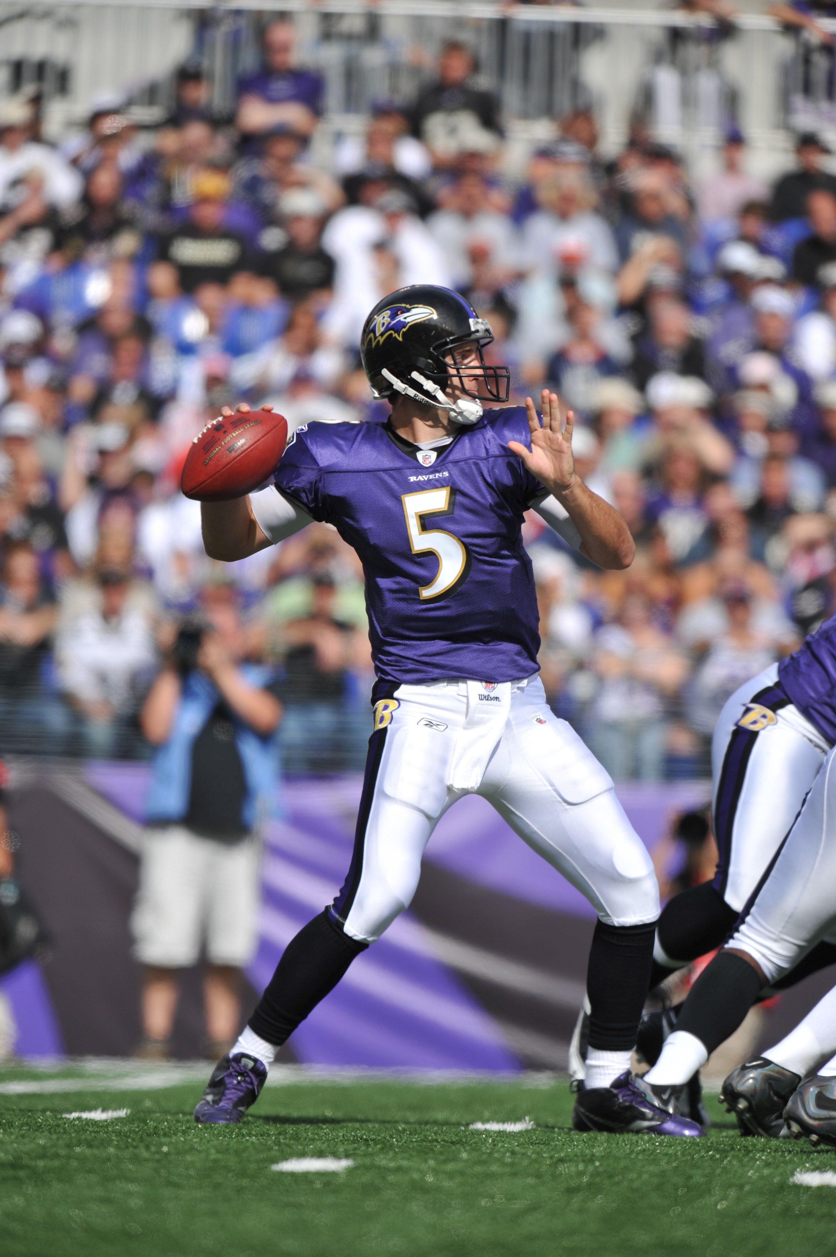 BALTIMORE, MD - OCTOBER 24:  Joe Flacco #5 of the Baltimore Ravens passes against the Buffalo Bills at M&T Bank Stadium on October 24, 2010 in Baltimore, Maryland. The Bills lead the Ravens at the half 24-20. (Photo by Larry French/Getty Images)