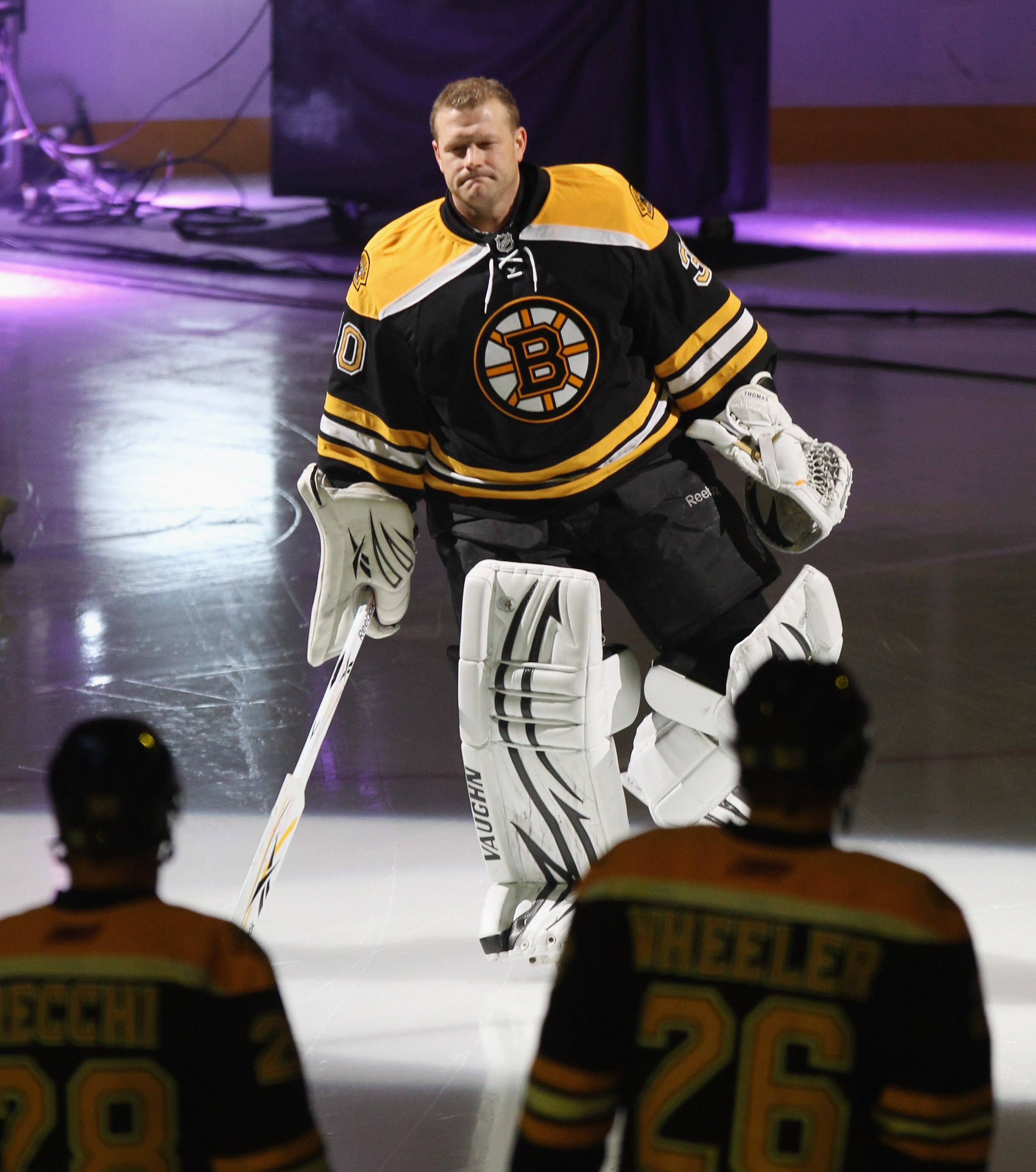BOSTON - OCTOBER 21:  Tim Thomas #30 of the Boston Bruins skates out to play against the  Washington Capitals at the TD Garden on October 21, 2010 in Boston, Massachusetts.  (Photo by Bruce Bennett/Getty Images)