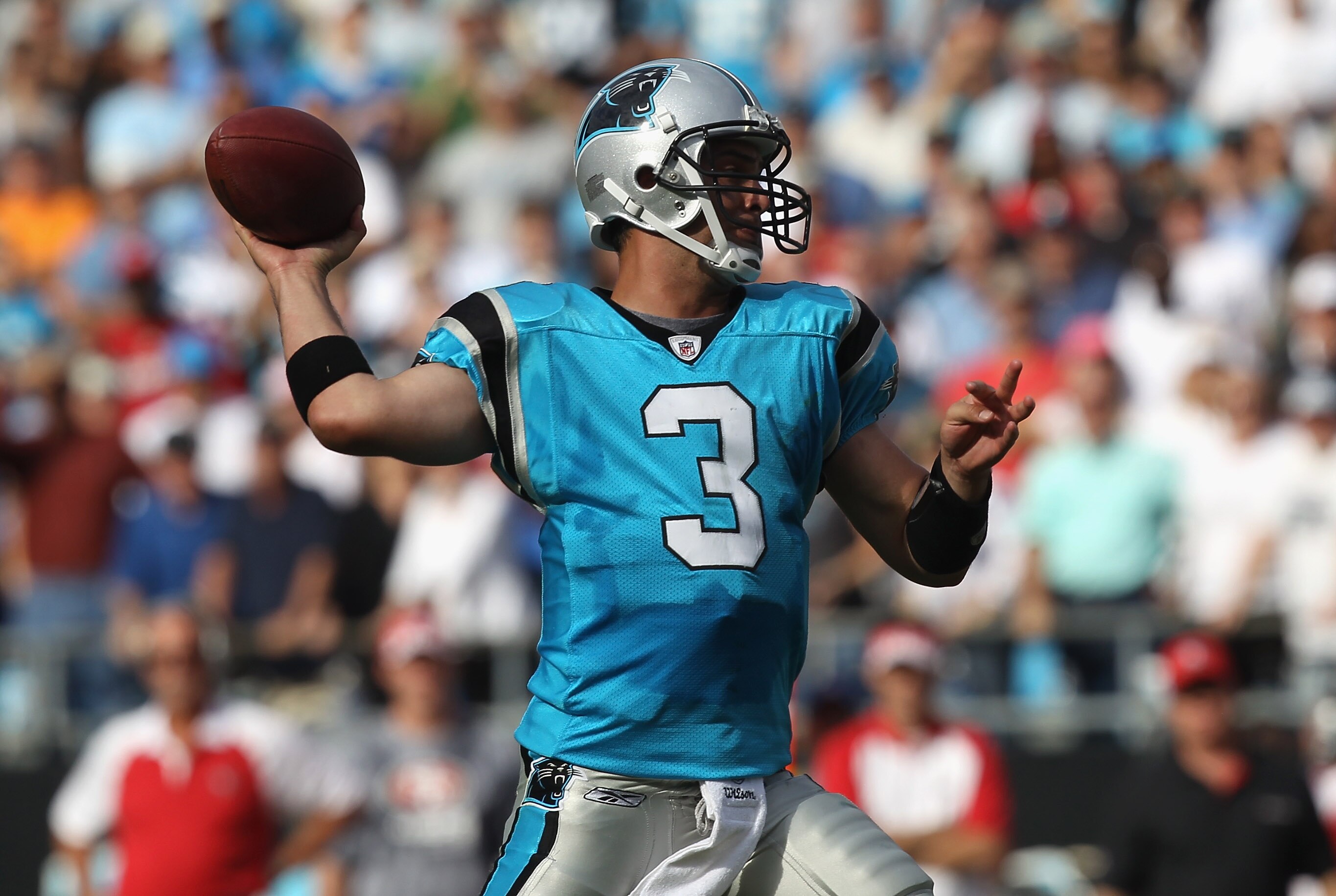 CHARLOTTE, NC - OCTOBER 24:   Matt Moore #3 of the Carolina Panthers drops back to throw a pass against the San Francisco 49ers during their game at Bank of America Stadium on October 24, 2010 in Charlotte, North Carolina.  (Photo by Streeter Lecka/Getty