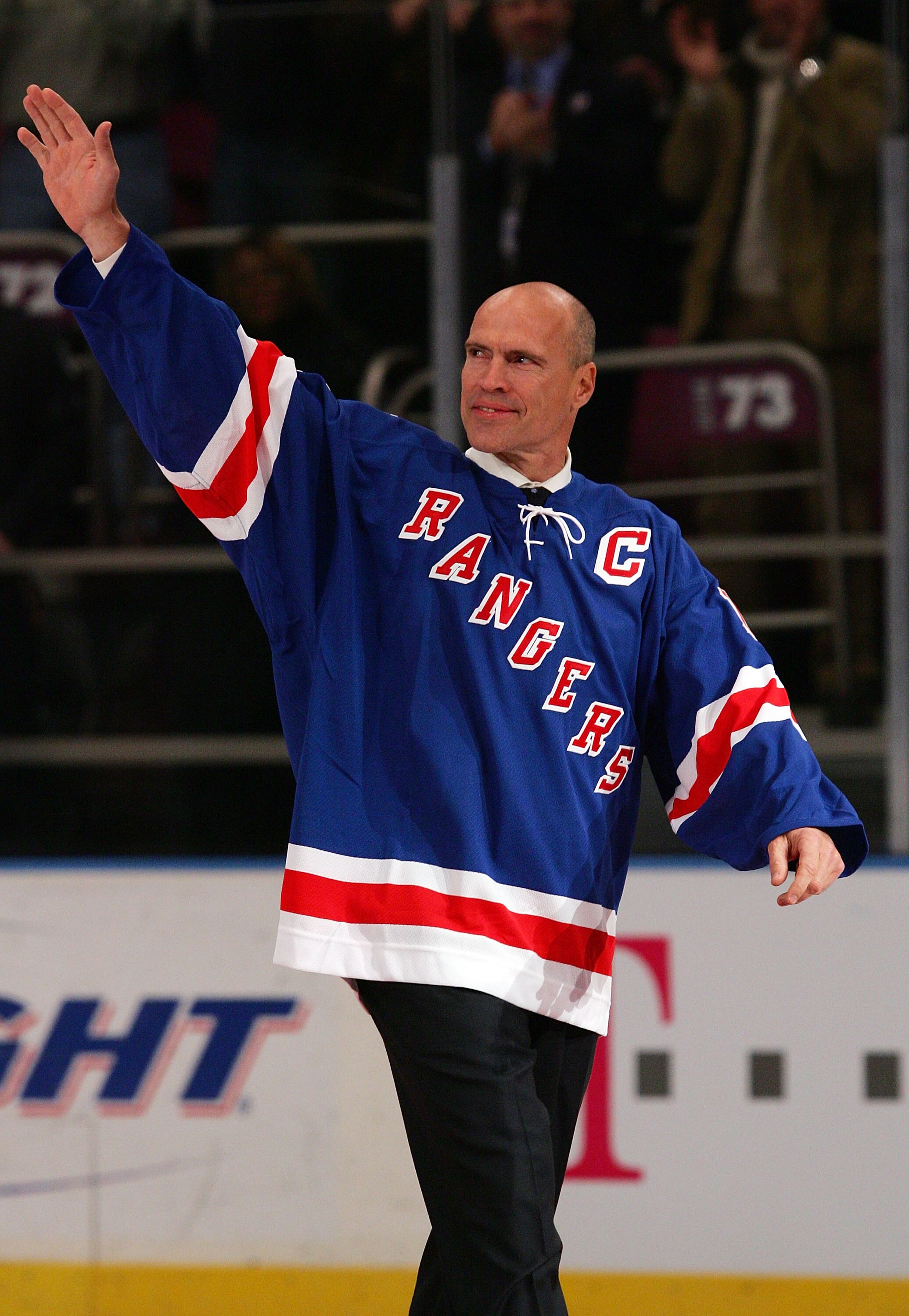 NEW YORK - JANUARY 24:  Former New York Ranger Mark Messier waves to the crowd as he is introduced for former teammate Brian Leetch's jersey retirment ceremony before the game against the Atlanta Thrashers on January 24, 2008 at Madison Square Garden in N