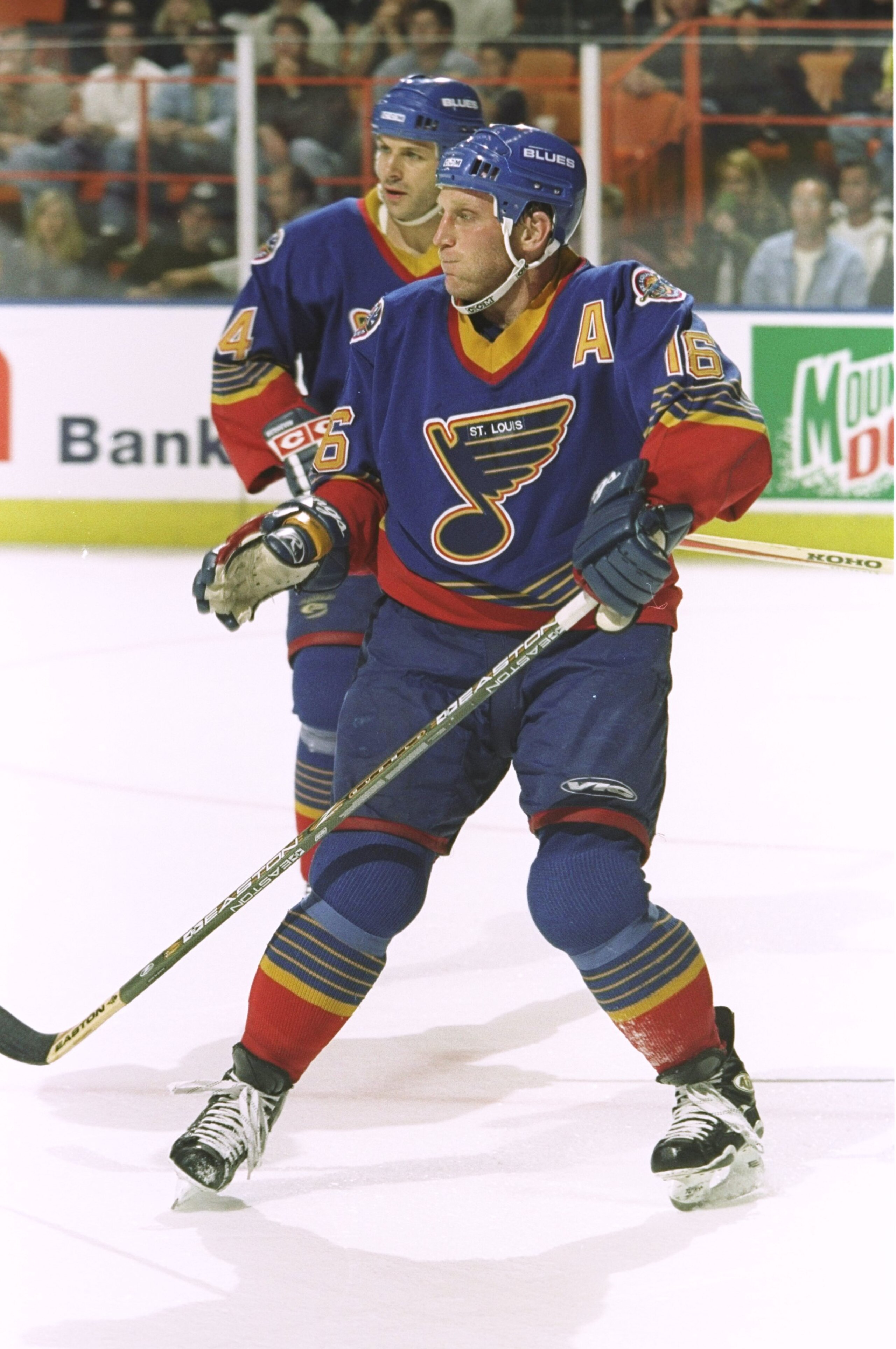 27 Apr 1998: Brett Hull #16 of the St. Louis Blues in action against the Los Angeles Kings in round one of the NHL playoffs at the Great Western Forum in Inglewood, California. The Blues won 4-3. Mandatory Credit: Todd Warshaw /Allsport 27 Apr 1998: Brett Hull #16 of the St. Louis Blues in action against the Los Angeles Kings in round one of the NHL playoffs at the Great Western Forum in Inglewood, California. The Blues won 4-3. Mandatory Credit: Todd Warshaw /Allsport