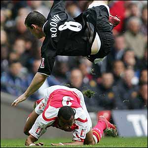 Wayne against Arsenal in the FA Cup final (Picture)
