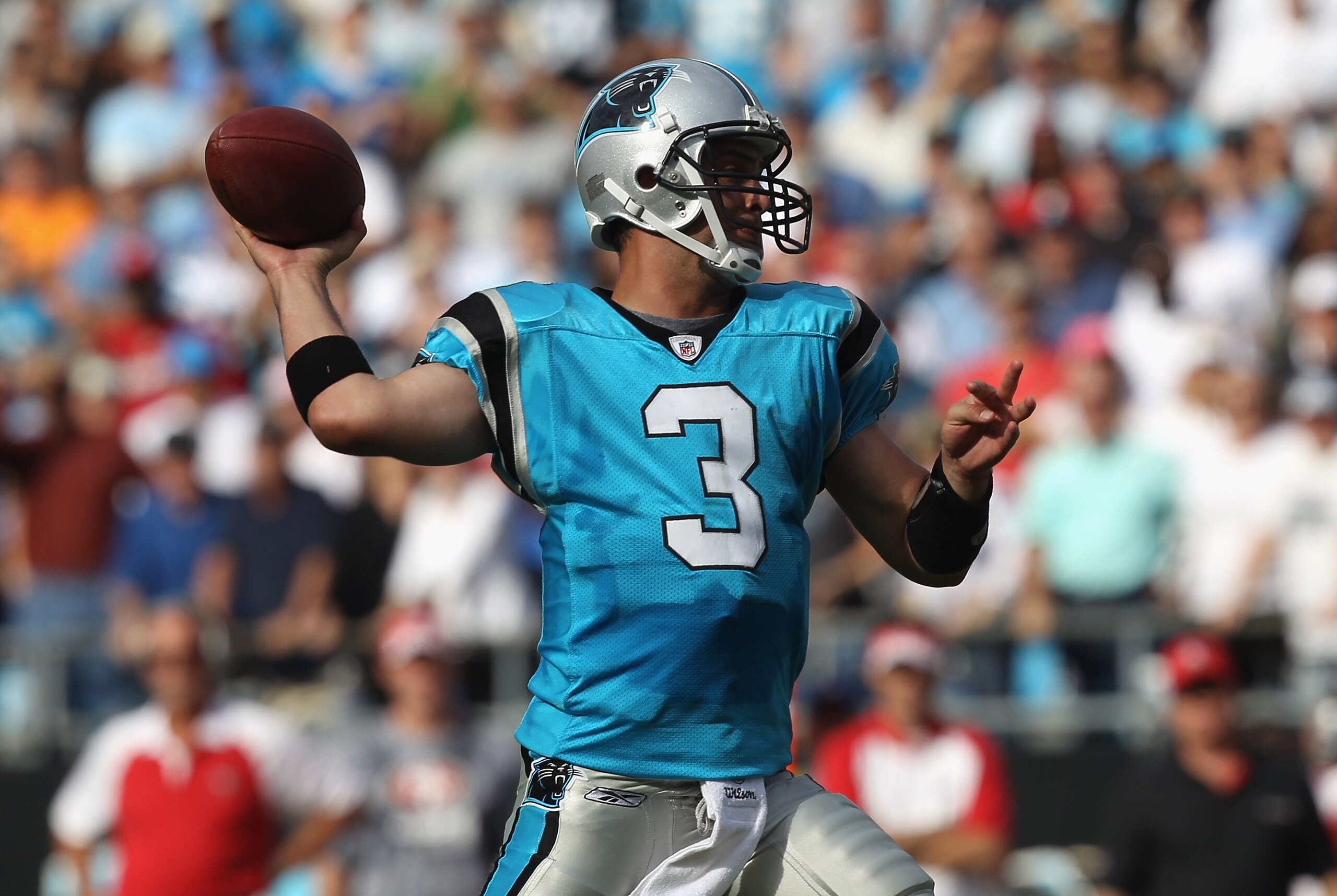CHARLOTTE, NC - OCTOBER 24:   Matt Moore #3 of the Carolina Panthers drops back to throw a pass against the San Francisco 49ers during their game at Bank of America Stadium on October 24, 2010 in Charlotte, North Carolina.  (Photo by Streeter Lecka/Getty