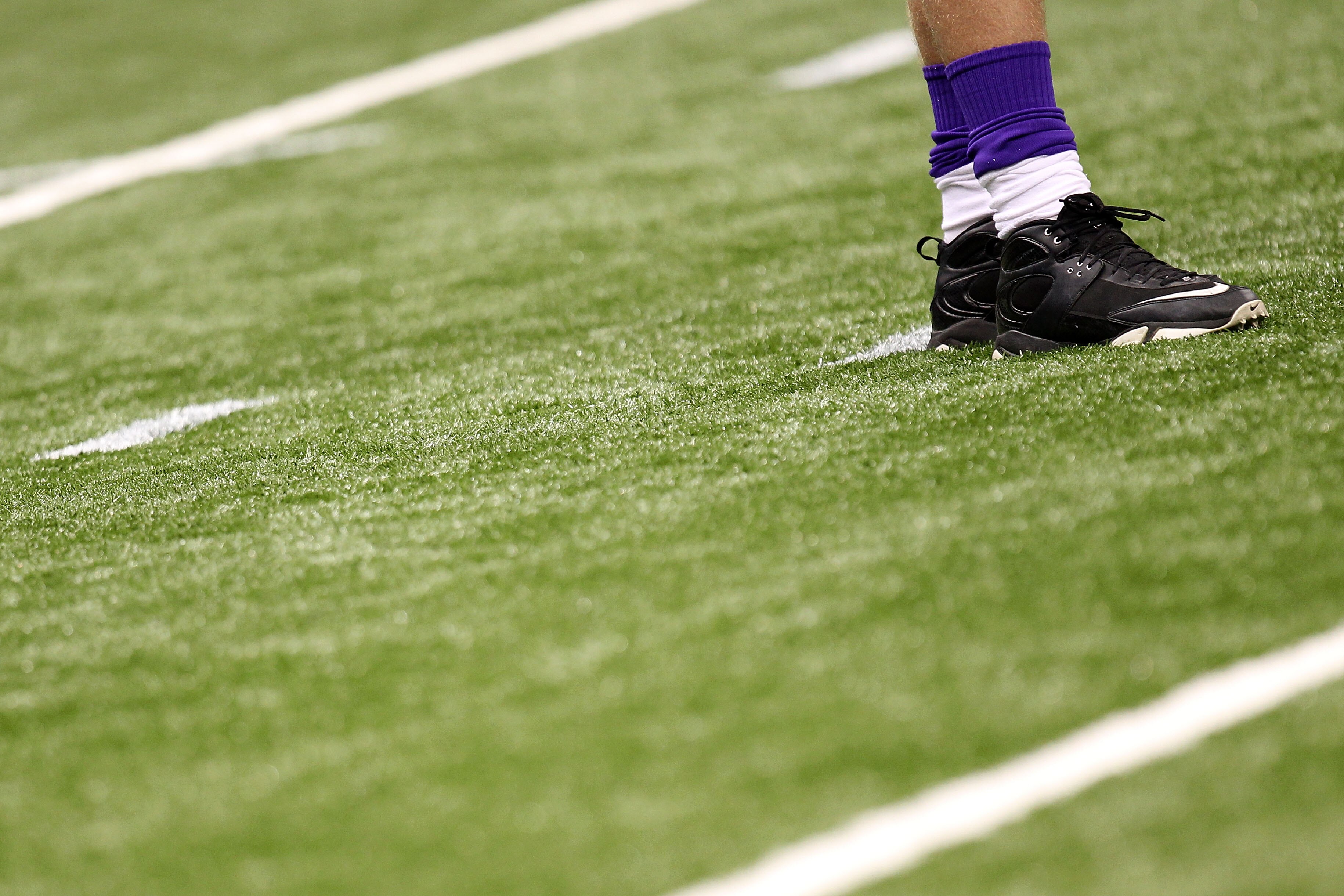 NEW ORLEANS - SEPTEMBER 09:  A detail of the ankle of quarterback Brett Favre #4 of the Minnesota Vikings during warms ups against the New Orleans Saints at Louisiana Superdome on September 9, 2010 in New Orleans, Louisiana.  (Photo by Ronald Martinez/Get
