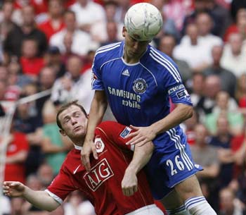 Wayne in the 2007 FA Cup Final against Chelsea. Man Utd finished 2nd (Picture)