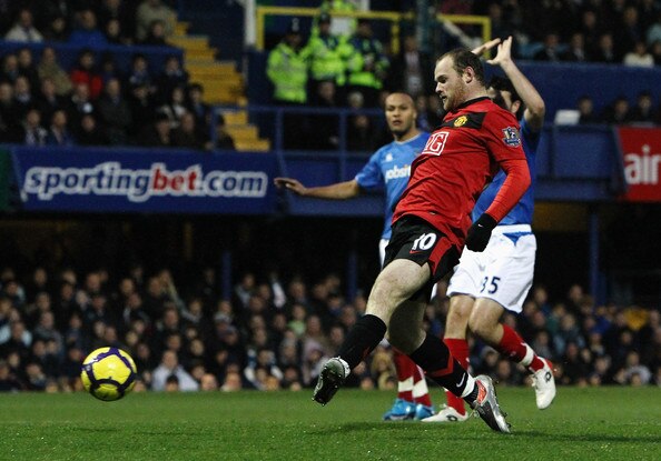 Rooney scores first hat-trick in 3 years against Portsmouth (Picture)