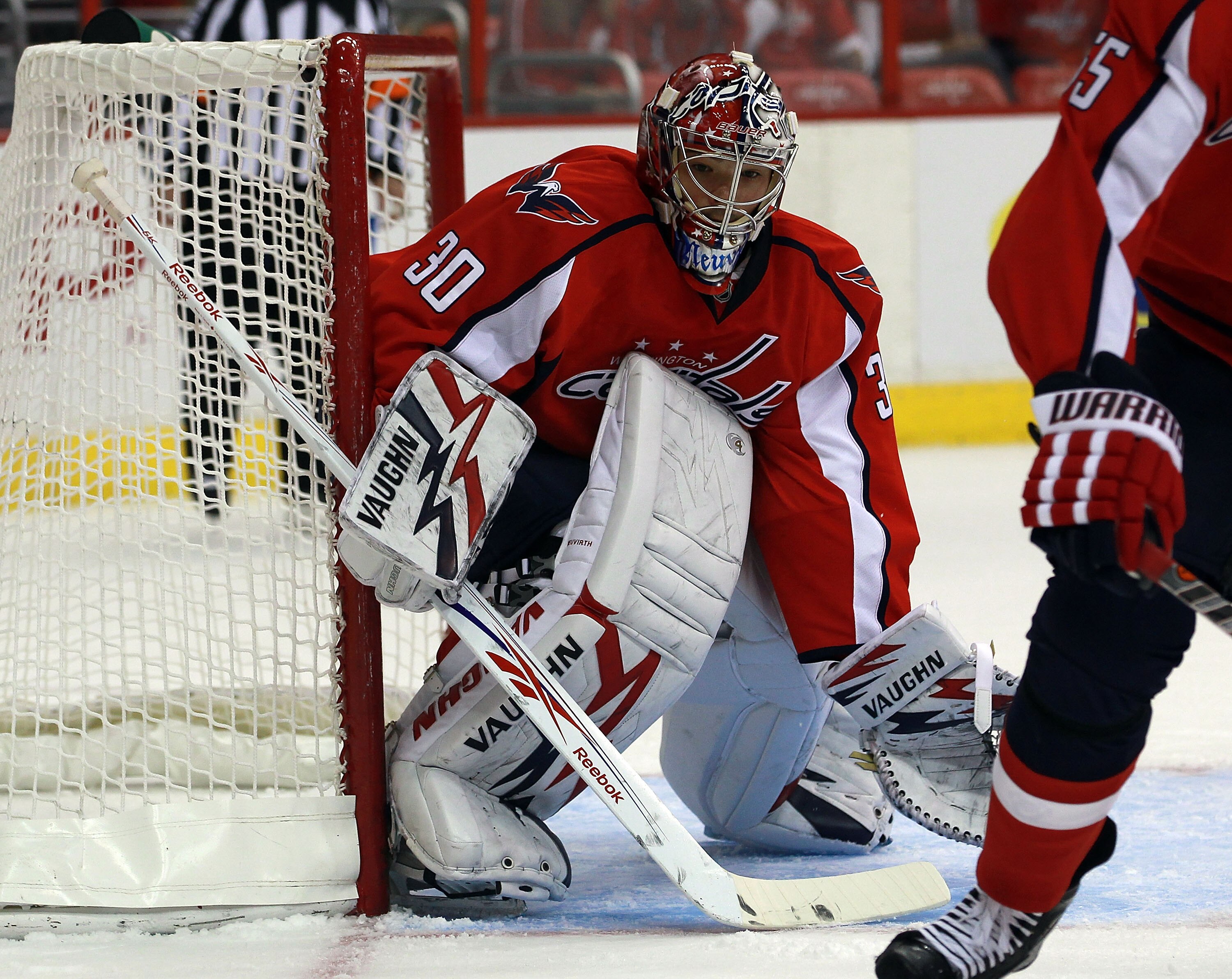 WASHINGTON - OCTOBER 13:  Goaltender Michal Neuvirth #30 of the Washington Capitals in action against the New York Islanders at the Verizon Center on October 13, 2010 in Washington, DC.  (Photo by Bruce Bennett/Getty Images)