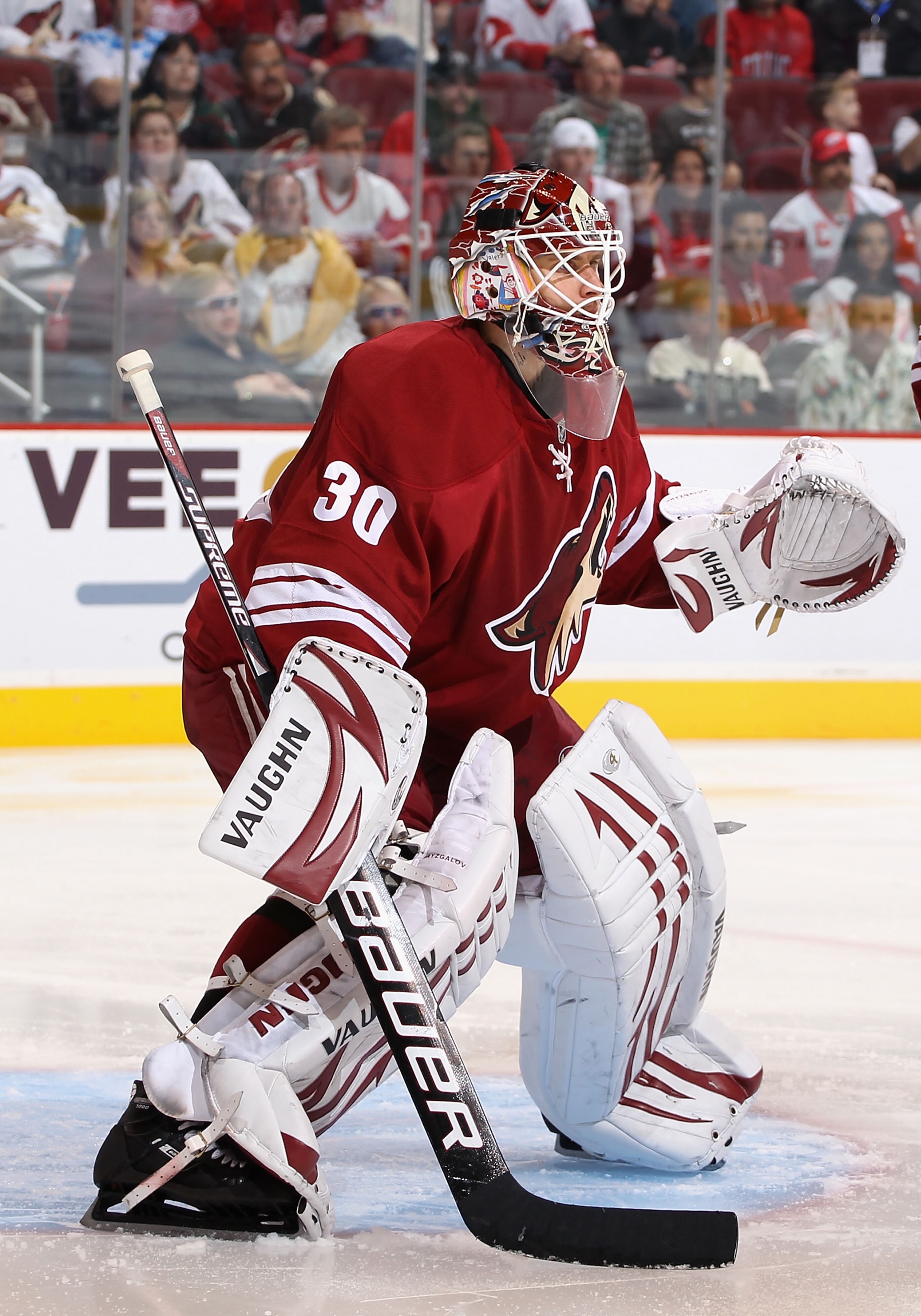 GLENDALE, AZ - OCTOBER 16:  Goaltender Ilya Bryzgalov #30 of the Phoenix Coyotes in action during the NHL game against the Detroit Red Wings at Jobing.com Arena on October16, 2010 in Glendale, Arizona.  The Red Wings defeated the Coyotes 2-1 in overtime. 
