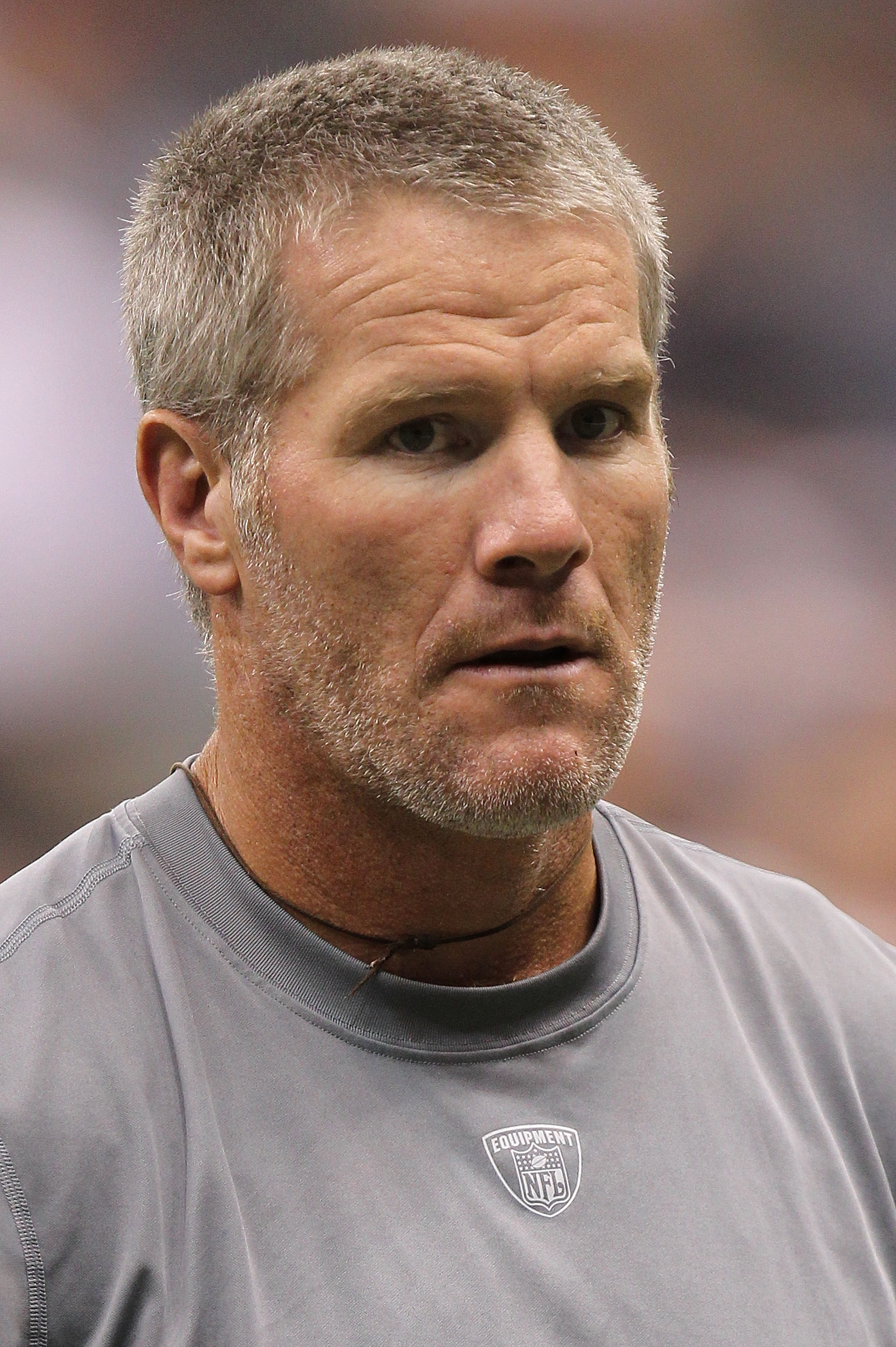 NEW ORLEANS - SEPTEMBER 09:  Quarterback Brett Favre #4 of the Minnesota Vikings at Louisiana Superdome on September 9, 2010 in New Orleans, Louisiana.  (Photo by Ronald Martinez/Getty Images)