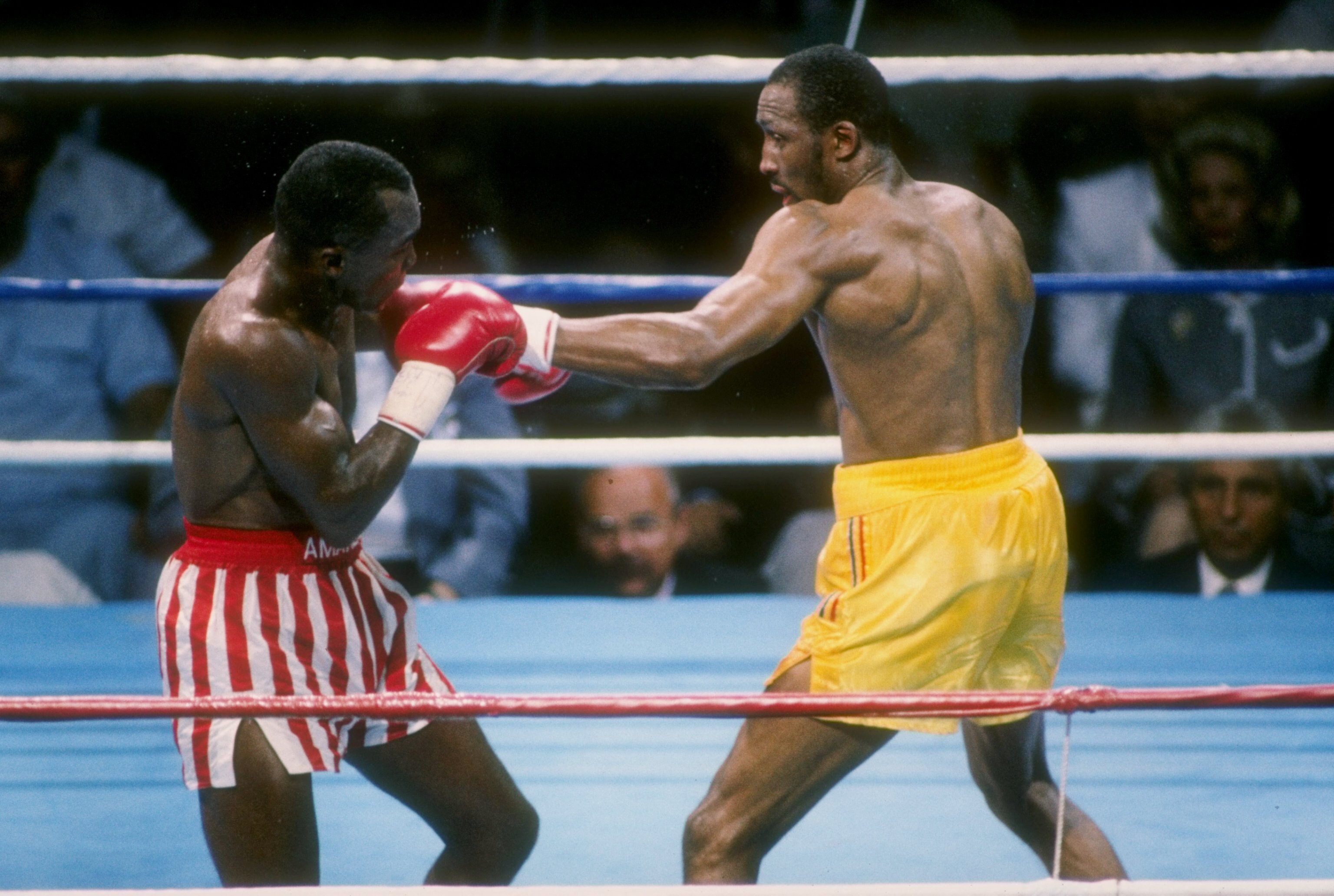 LAS VEGAS - JUNE 12: Sugar Ray Leonard competes with Thomas Hearns for the WBC Super Middleweight Title, in a bout schedule for twelve rounds at the Caesars Palace on June 12, 1989 in Las Vegas, Nevada. The fight ended in a draw. Mandatory Credit: Mike Po