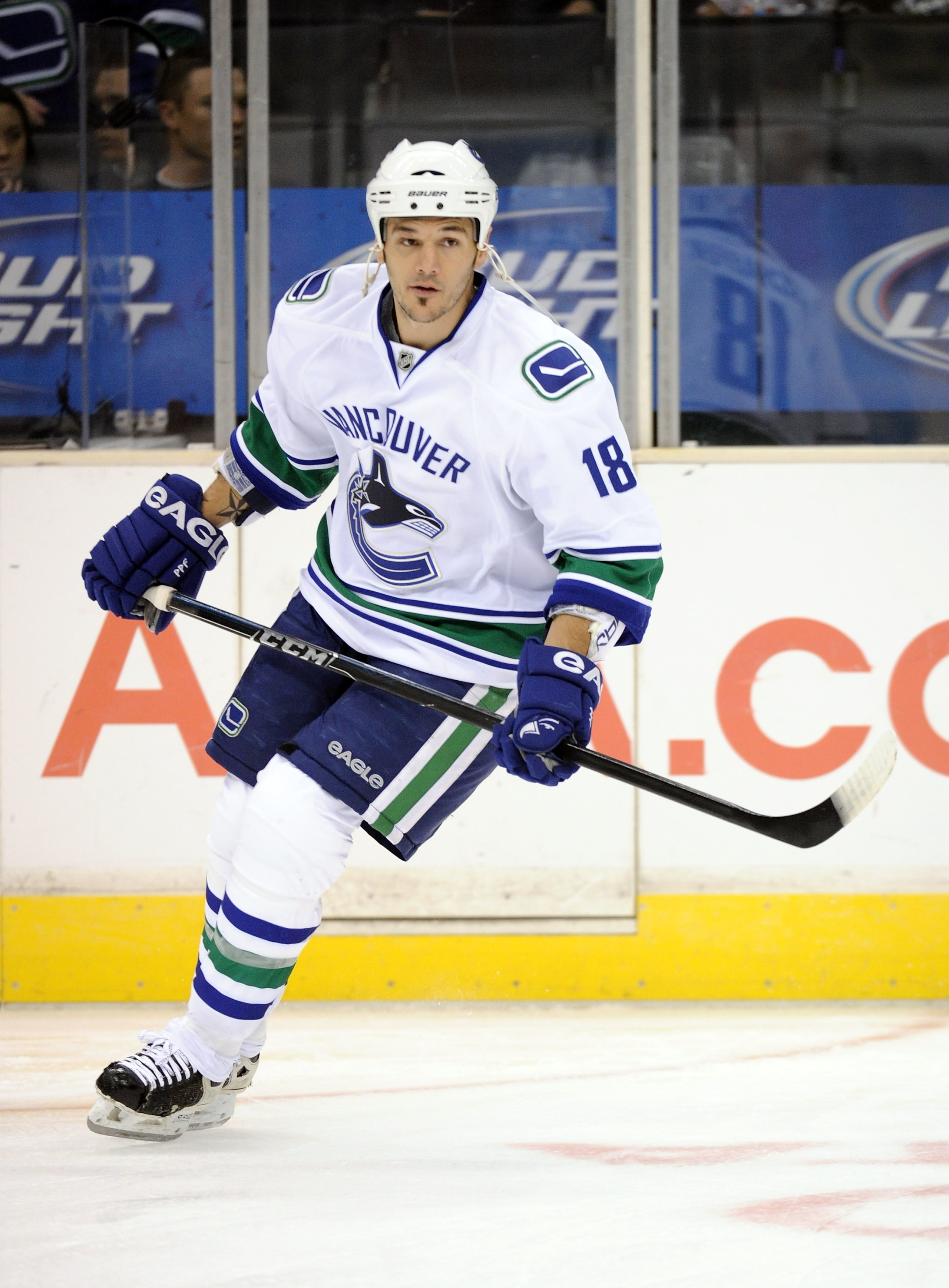 LOS ANGELES, CA - OCTOBER 15:  Peter Schaefer #18 of the Vancouver Canucks warms up against the Los Angeles Kings at the Staples Center on October 15, 2010 in Los Angeles, California.  (Photo by Harry How/Getty Images)