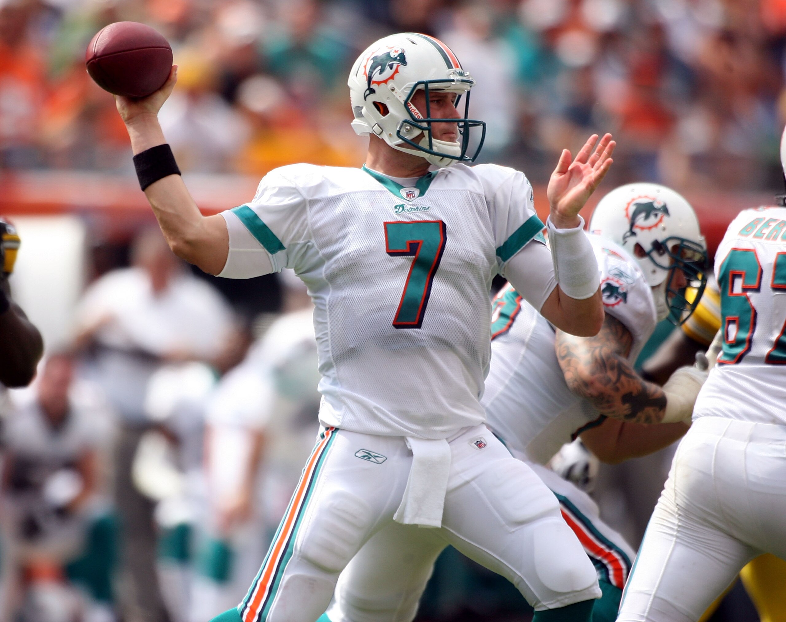 MIAMI - OCTOBER 24:  Quarterback Chad Henne #7 passes against the Pittsburgh Steelers  at Sun Life Stadium on October 24, 2010 in Miami, Florida.  (Photo by Marc Serota/Getty Images)