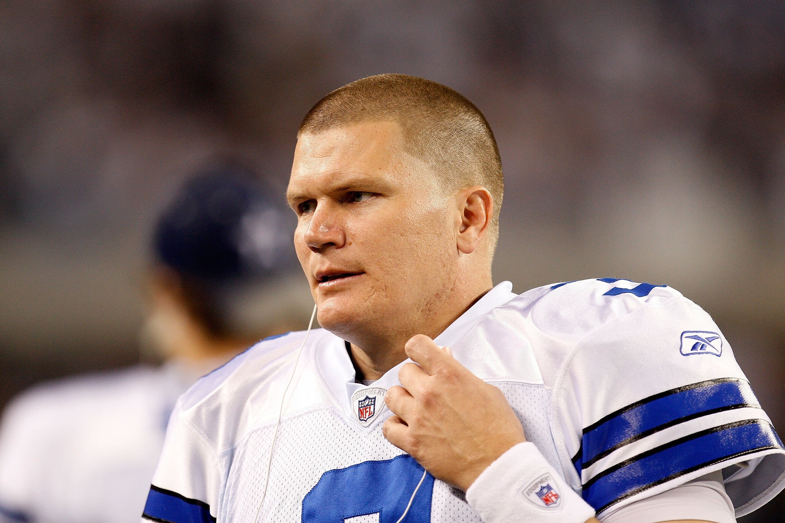 ARLINGTON, TX - JANUARY 9:  Quarterback Jon Kitna #3 of the Dallas Cowboys during the 2010 NFC wild-card playoff game at Cowboys Stadium on January 9, 2010 in Arlington, Texas. (Photo by Ronald Martinez/Getty Images)