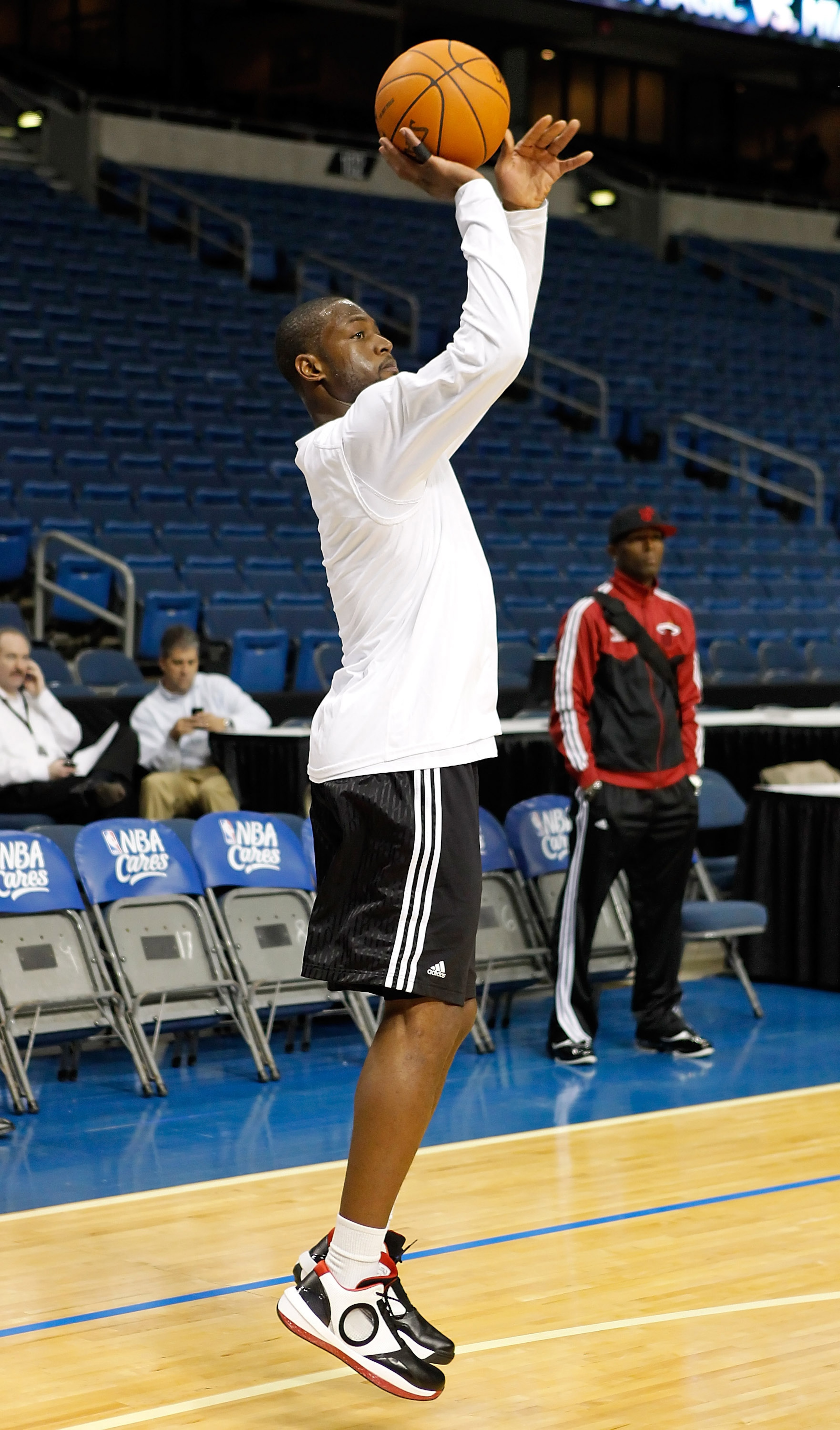 TAMPA, FL - OCTOBER 22:  Guard Dwyane Wade #3 of the Miami Heat warms up prior to the NBA preseason game against the Orlando Magic at the St. Pete Times Forum on October 22, 2010 in Tampa, Florida. NOTE TO USER: User expressly acknowledges and agrees that