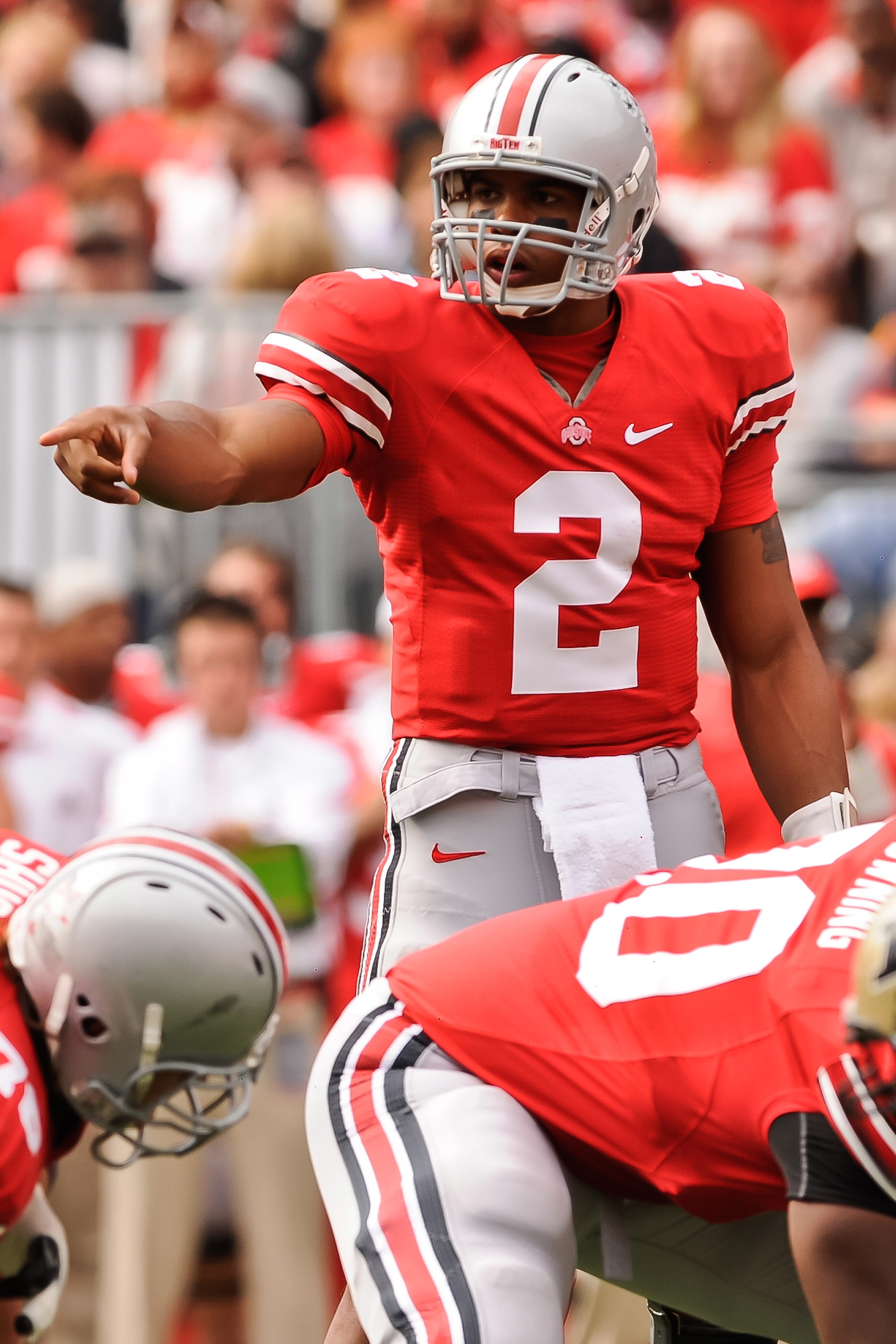COLUMBUS, OH - OCTOBER 23:  Terrelle Pryor #2 of the Ohio State Buckeyes calls signals against the Purdue Boilermakers at Ohio Stadium on October 23, 2010 in Columbus, Ohio.  (Photo by Jamie Sabau/Getty Images)