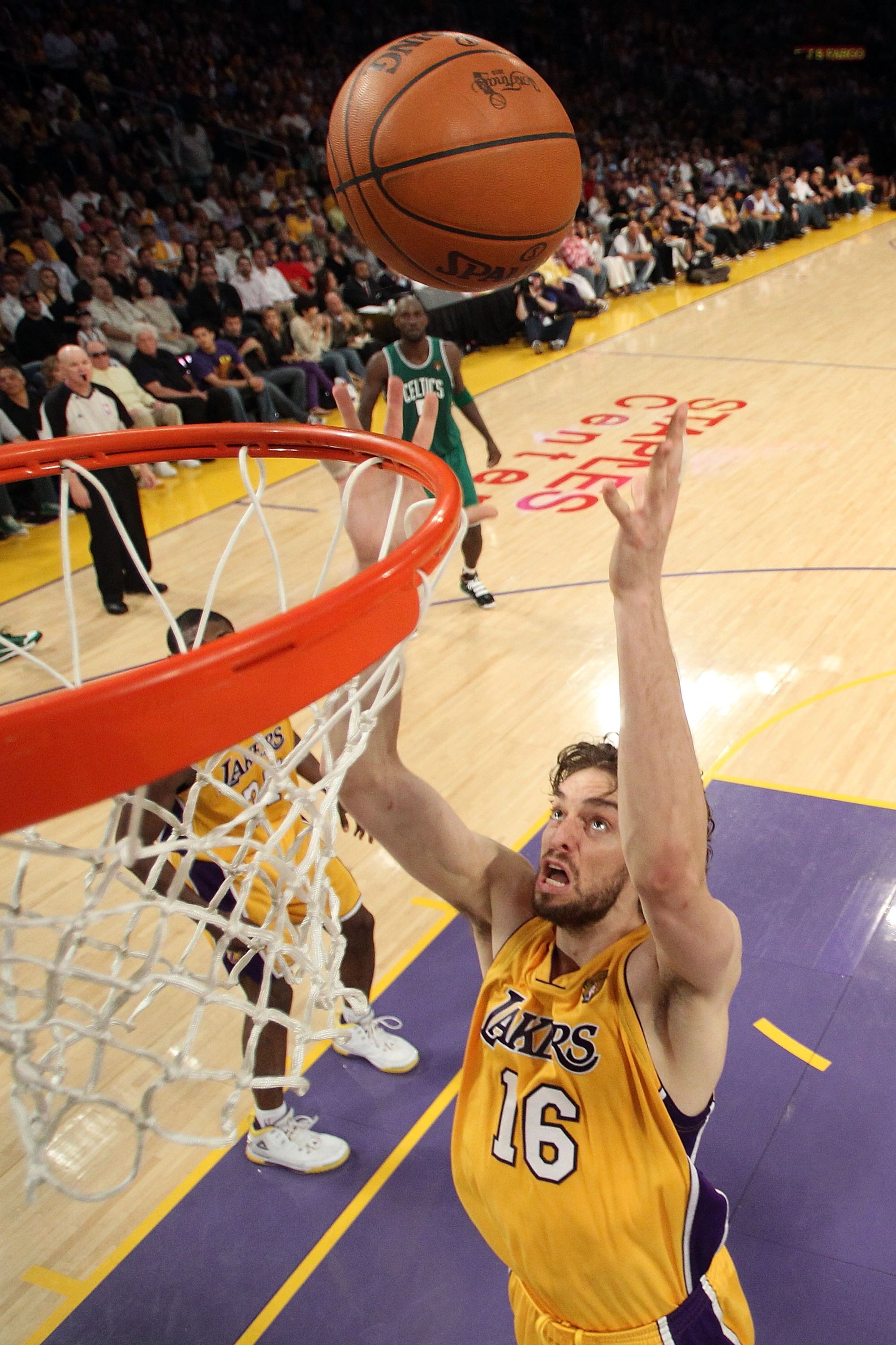 LOS ANGELES, CA - JUNE 17:  Pau Gasol #16 of the Los Angeles Lakers goes up for a rebound in front of Kevin Garnett #5 of the Boston Celtics in Game Seven of the 2010 NBA Finals at Staples Center on June 17, 2010 in Los Angeles, California.  NOTE TO USER: