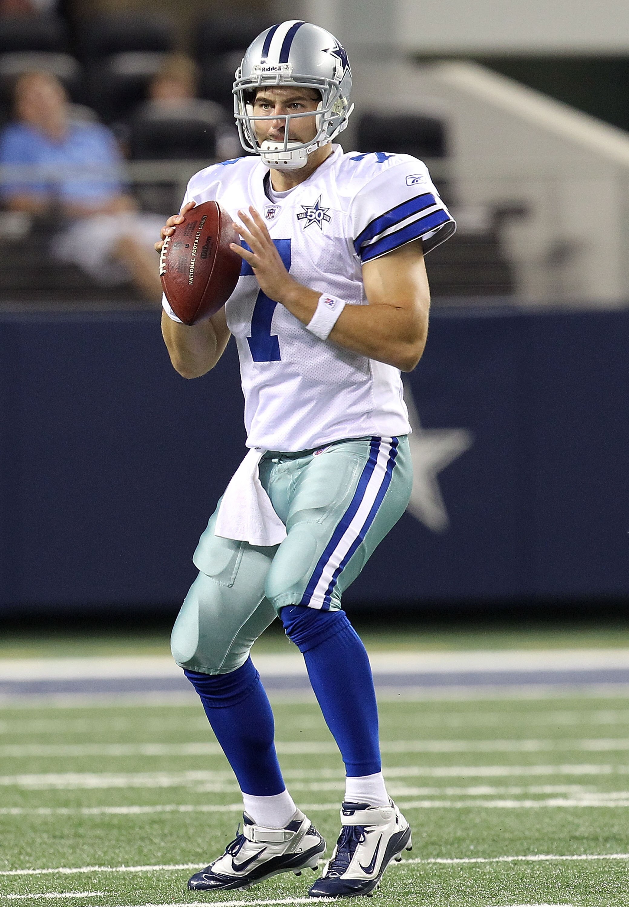 ARLINGTON, TX - SEPTEMBER 02:  Quarterback Stephen McGee #7 of the Dallas Cowboys during a preseason game at Cowboys Stadium on September 2, 2010 in Arlington, Texas.  (Photo by Ronald Martinez/Getty Images)