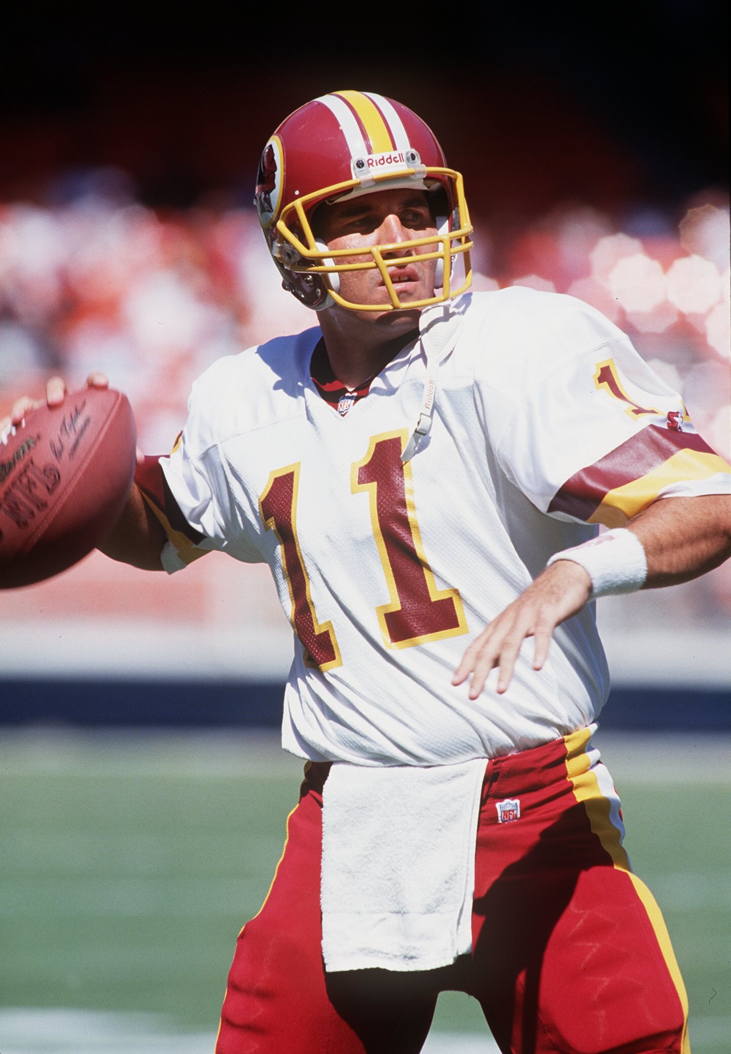 12 Sep 1993: A CANDID PORTRAIT OF REDSKINS QUARTERBACK MARK RYPIEN WARMING UP BEFORE A GAME VERSUS THE CARDINALS. At the Sun Devil Stadium in Tempe, Arizona.