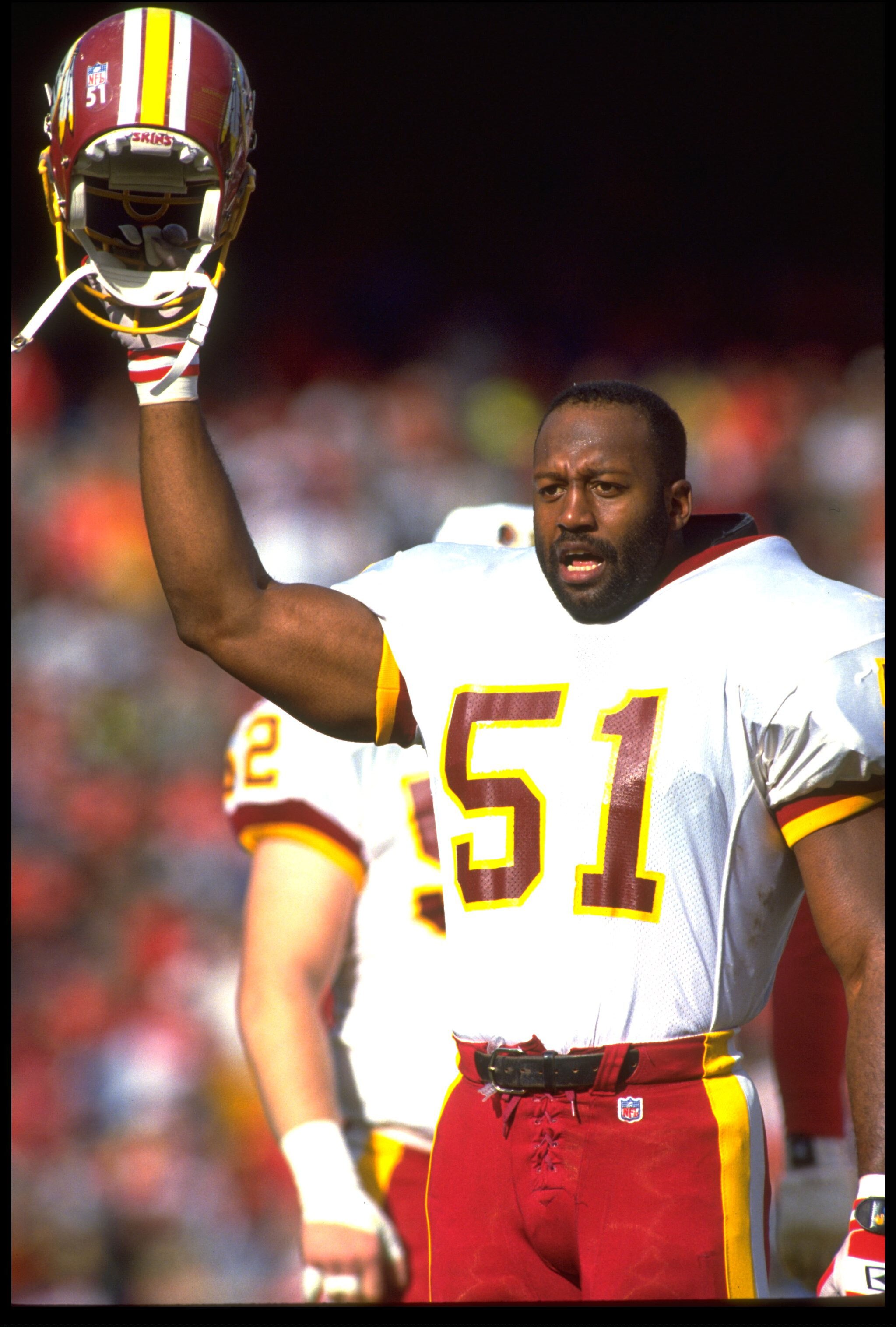 9 JAN 1993:  WASHINGTON REDSKINS LINEBACKER MONTE COLEMAN CHEERS ON TEAM DURING NFC DIVISION PLAYOFF 20-13 LOSS TO THE SAN FRANCISCO 49ERS AT CANDLESTICK PARK IN SAN FRANCISCO, CALIFORNIA.