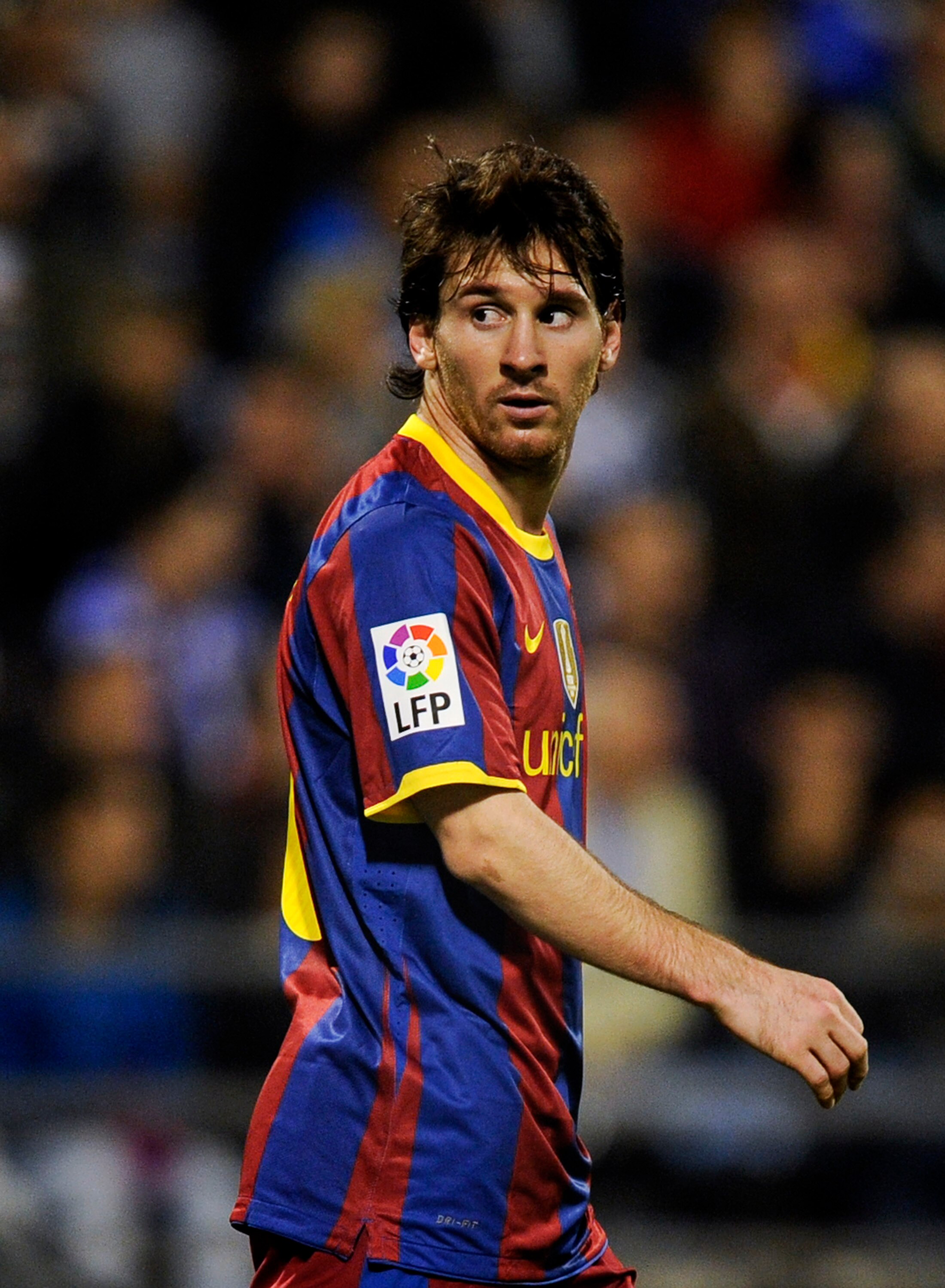 ZARAGOZA, SPAIN - OCTOBER 23:  Lionel Messi of Barcelona looks on during the La Liga match between Real Zaragoza and Barcelona at La Romareda on October 23, 2010 in Zaragoza, Spain. Barcelona won the match 2-0.  (Photo by David Ramos/Getty Images)