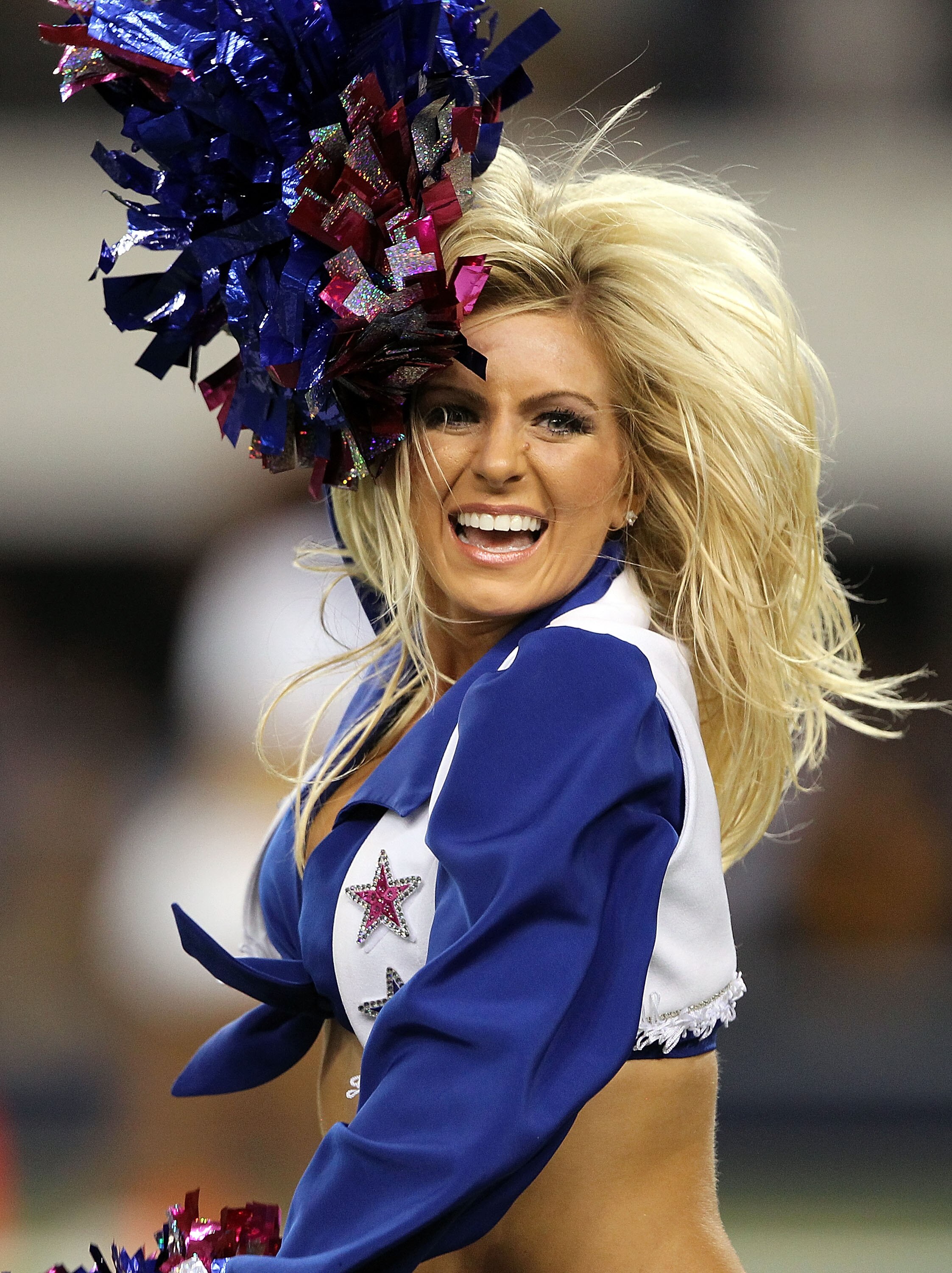 ARLINGTON, TX - OCTOBER 25:  A Dallas Cowboys cheerleader performs during a game against the New York Giants at Cowboys Stadium on October 25, 2010 in Arlington, Texas.  (Photo by Ronald Martinez/Getty Images)