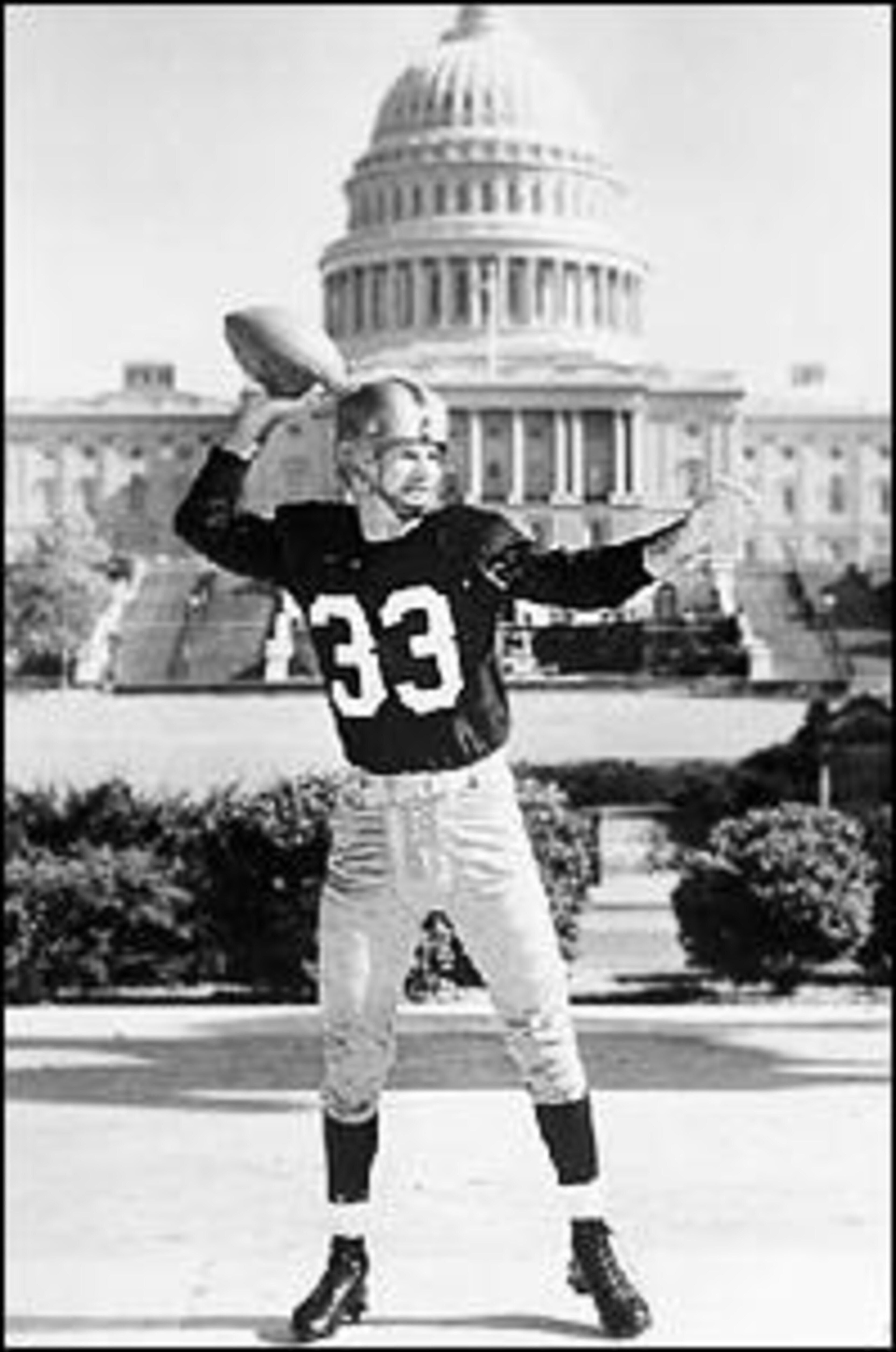 http://espn.go.com/i/sportscentury/inline/baugh.jpg