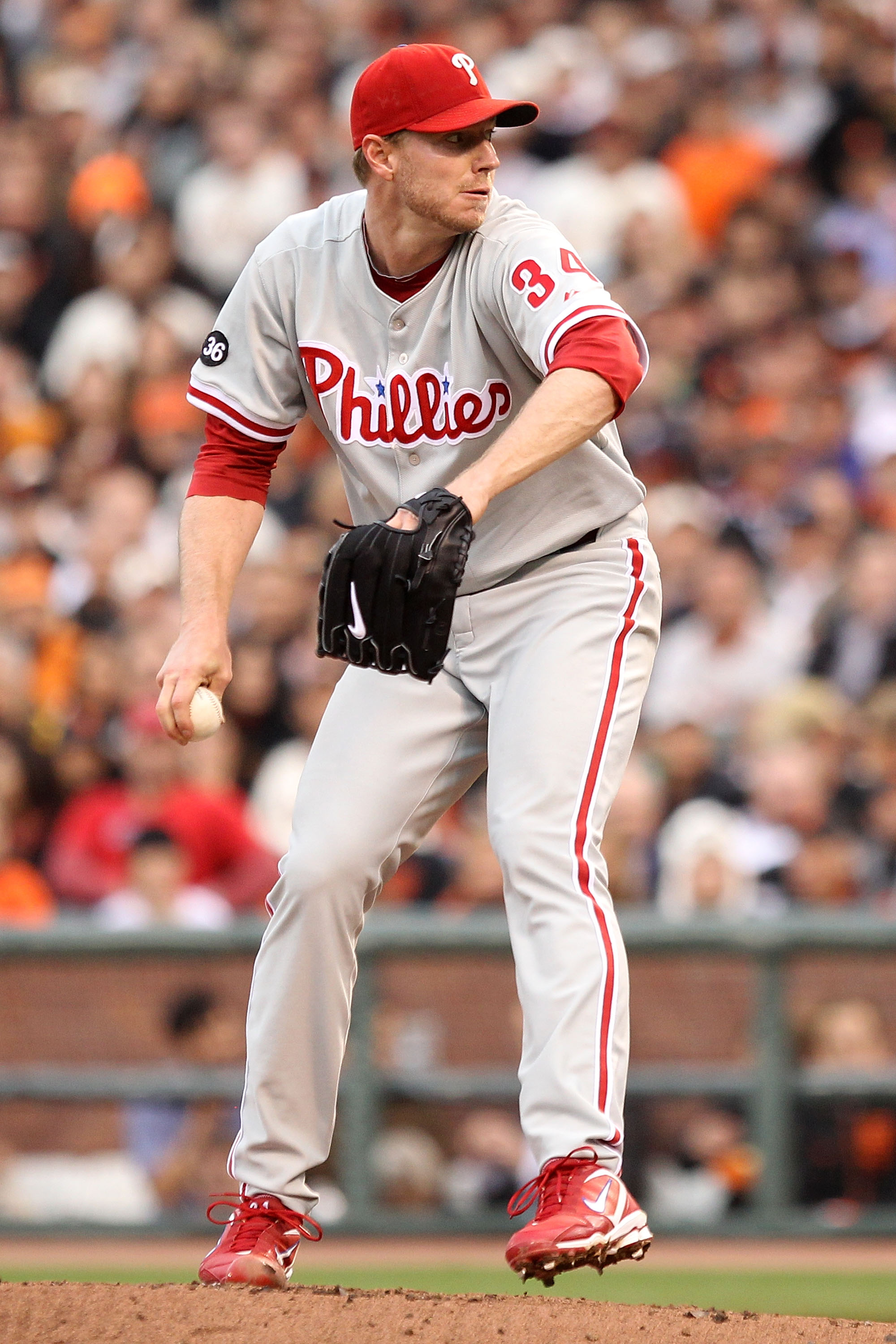 SAN FRANCISCO - OCTOBER 21: Roy Halladay #34 of the Philadelphia Phillies throws a pitch against the San Francisco Giants in Game Five of the NLCS during the 2010 MLB Playoffs at AT&T Park on October 21, 2010 in San Francisco, California. (Photo by Ezra SAN FRANCISCO - OCTOBER 21: Roy Halladay #34 of the Philadelphia Phillies throws a pitch against the San Francisco Giants in Game Five of the NLCS during the 2010 MLB Playoffs at AT&T Park on October 21, 2010 in San Francisco, California. (Photo by Ezra